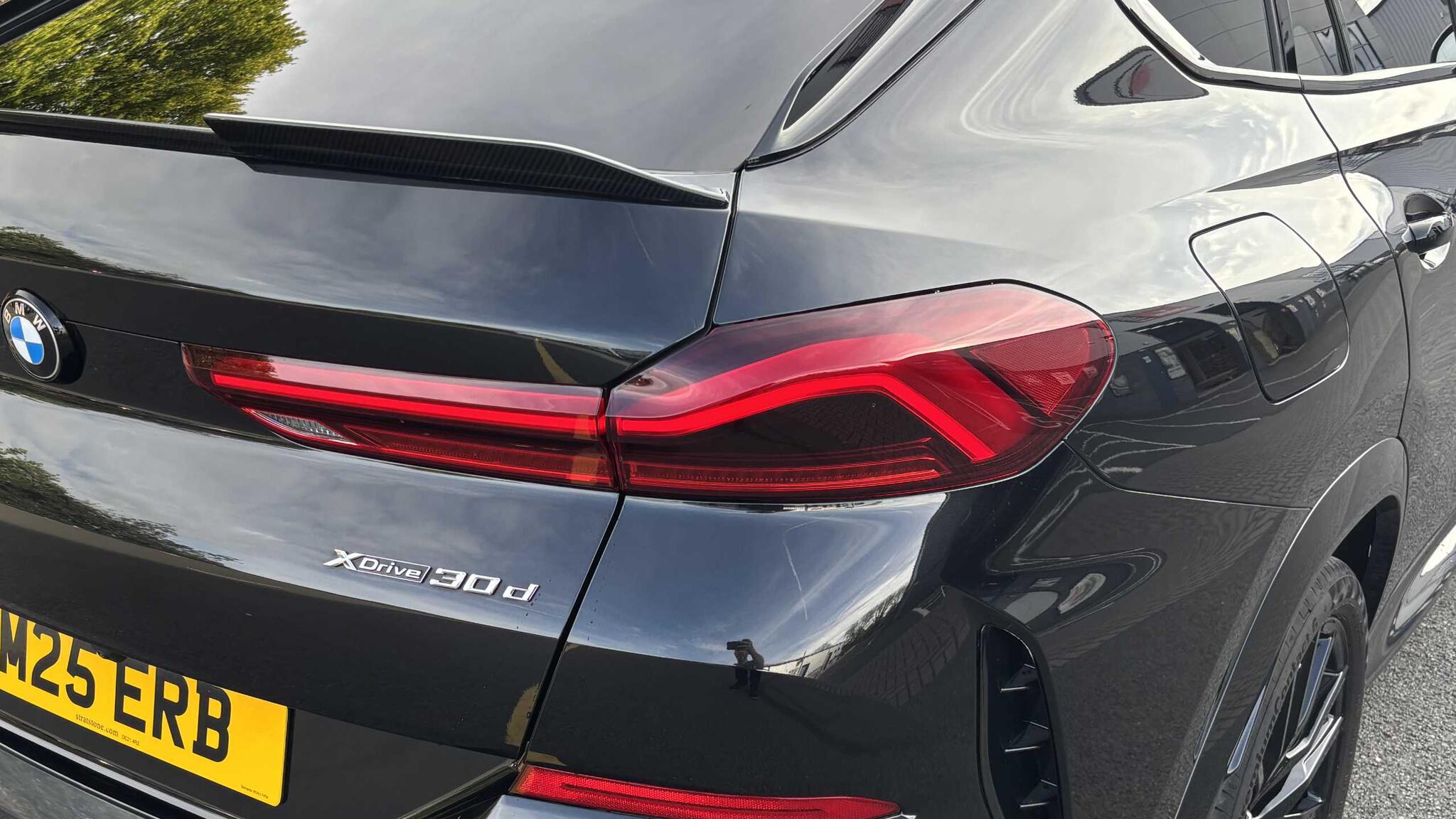 BMW X6 view 34