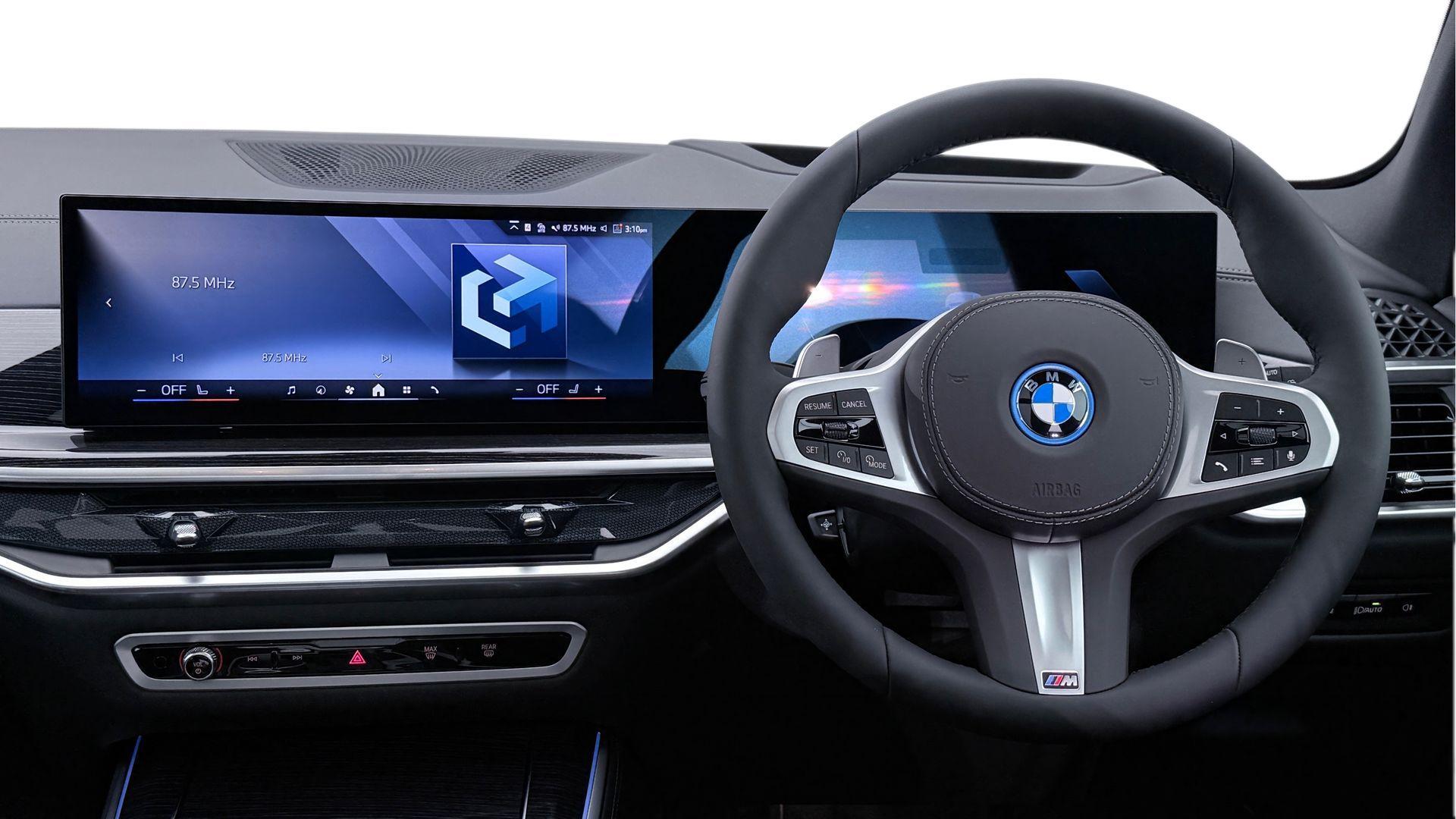 BMW X5 view 5