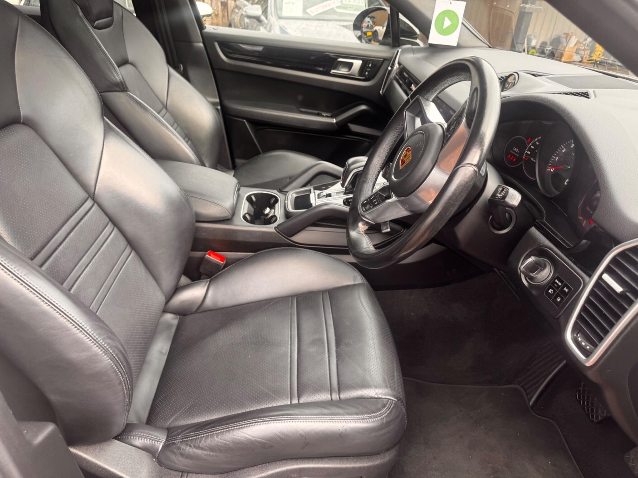Porsche Cayenne view 17