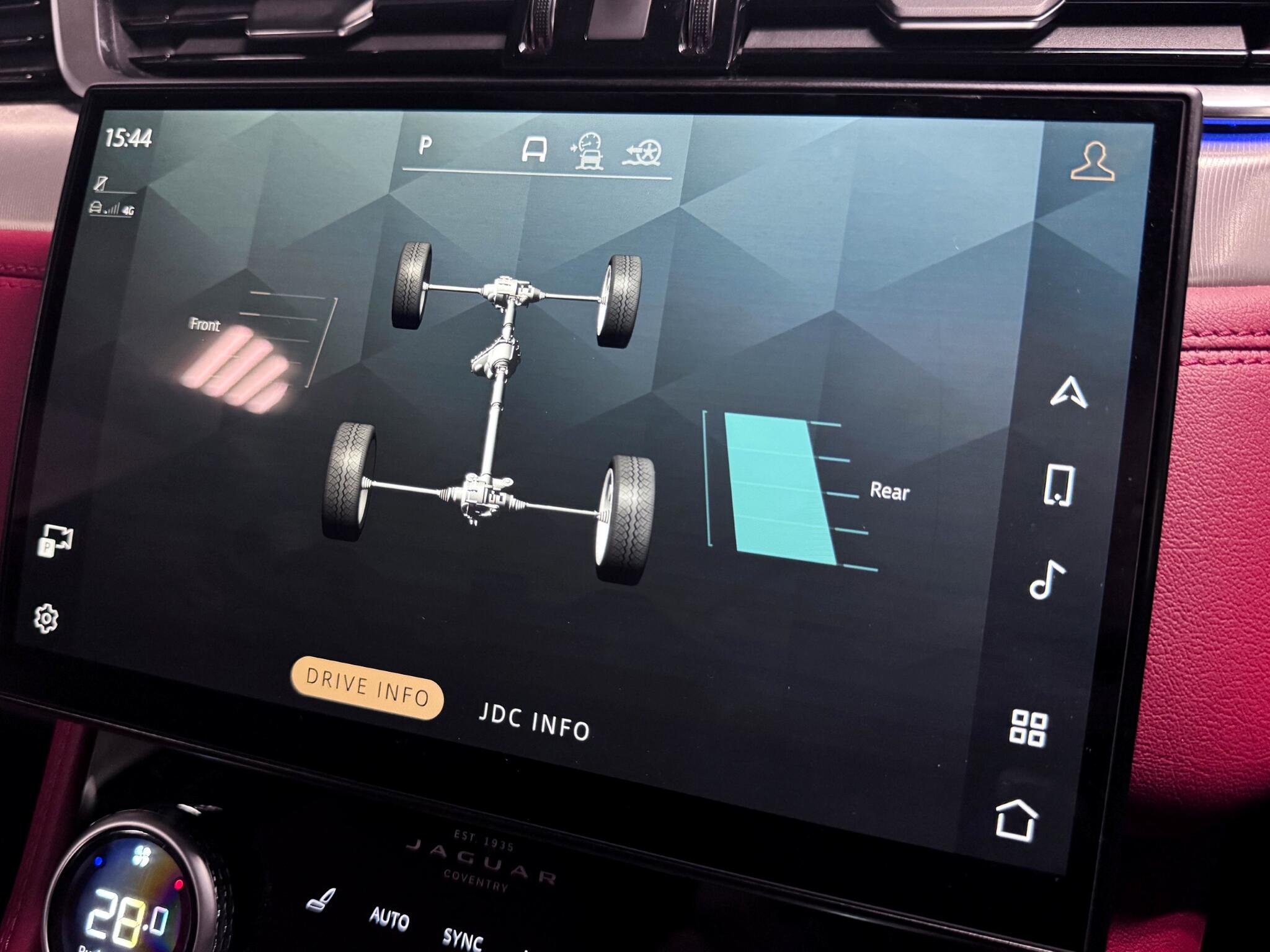 Jaguar F-Pace view 51