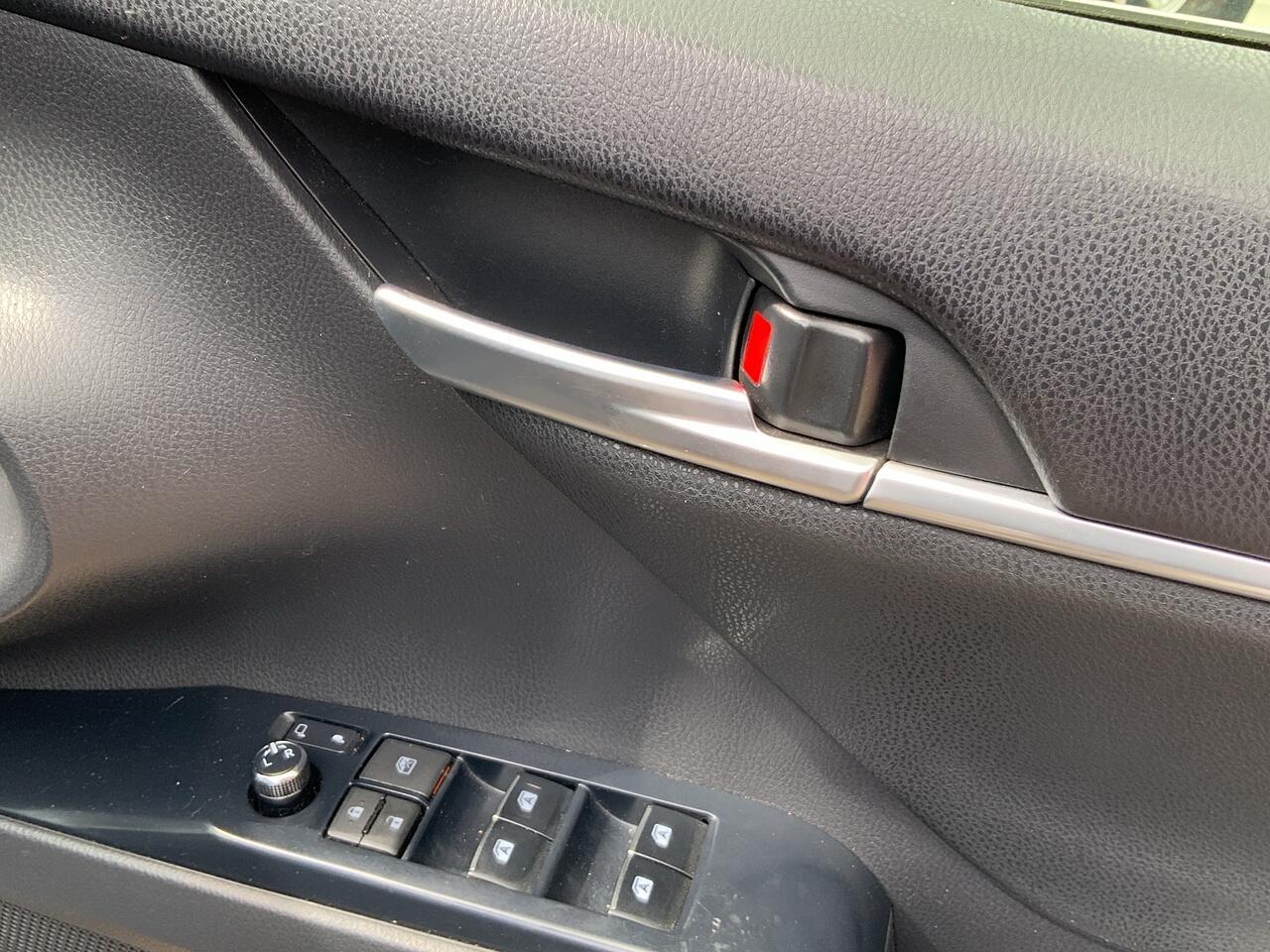 Toyota Camry view 13