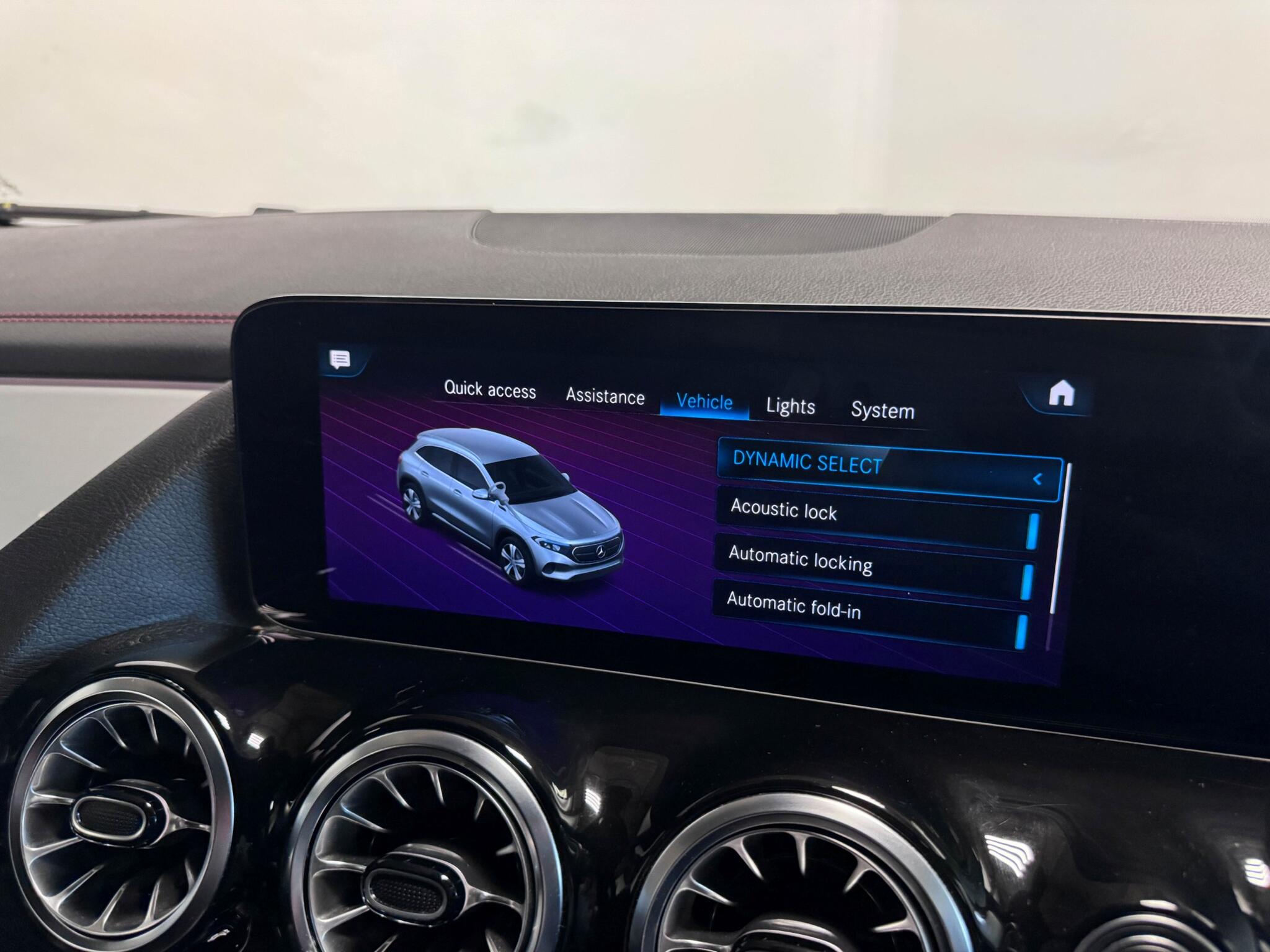 Mercedes-Benz Eqa view 46