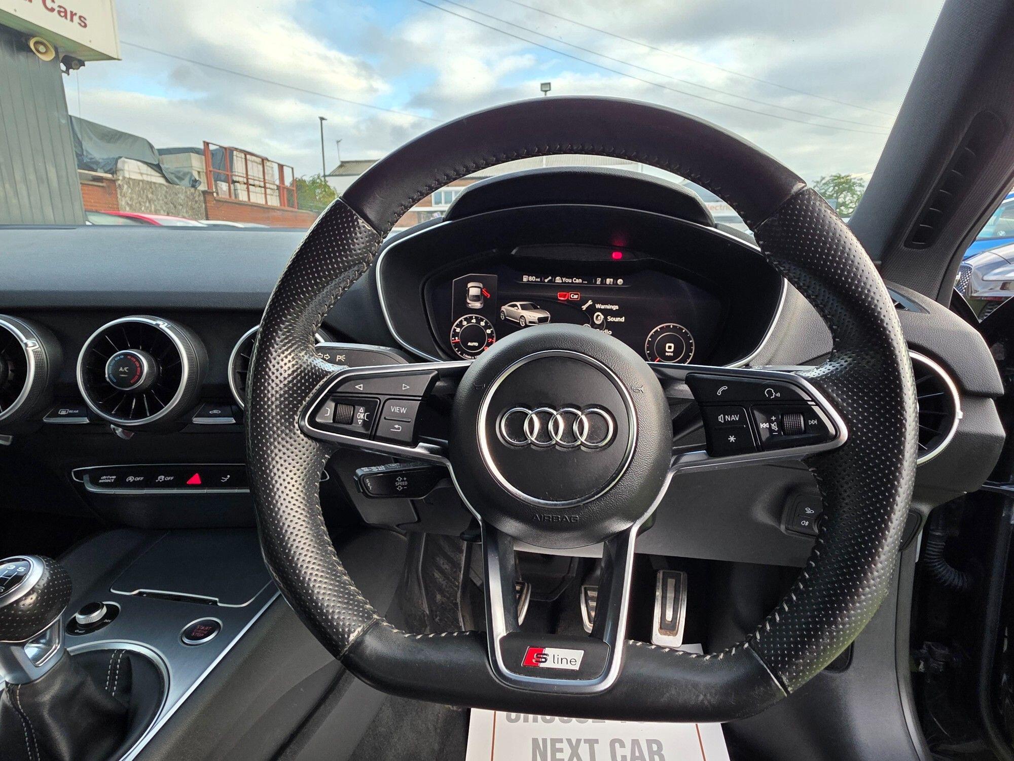 Audi TT view 29