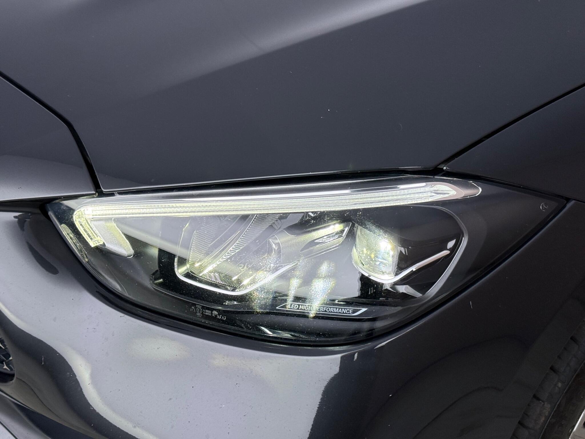 Mercedes-Benz C-Class view 12