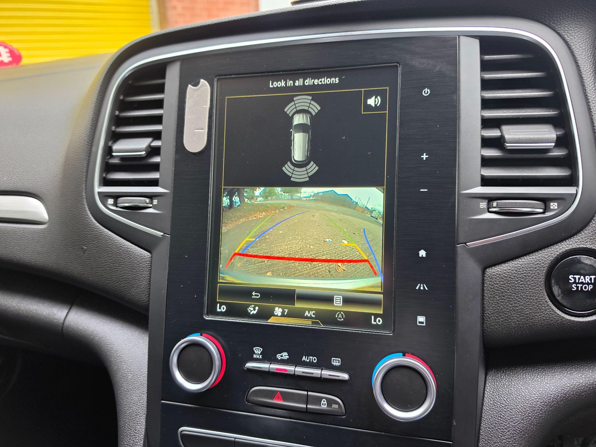 Renault Megane view 2
