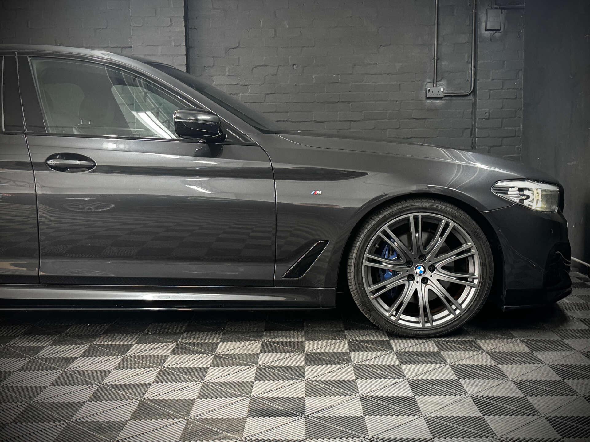 BMW 5 Series view 15