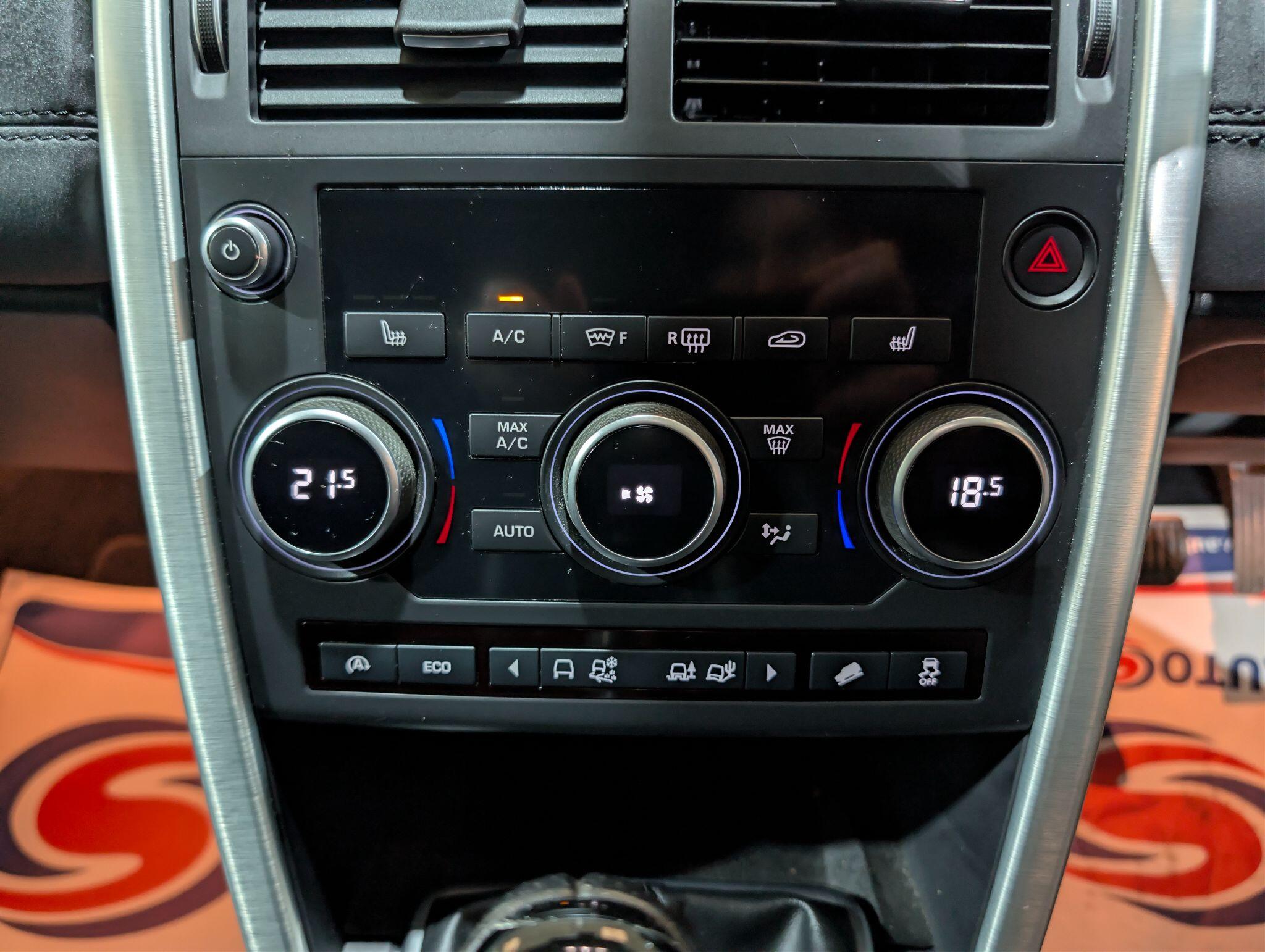 Land Rover Discovery Sport view 18