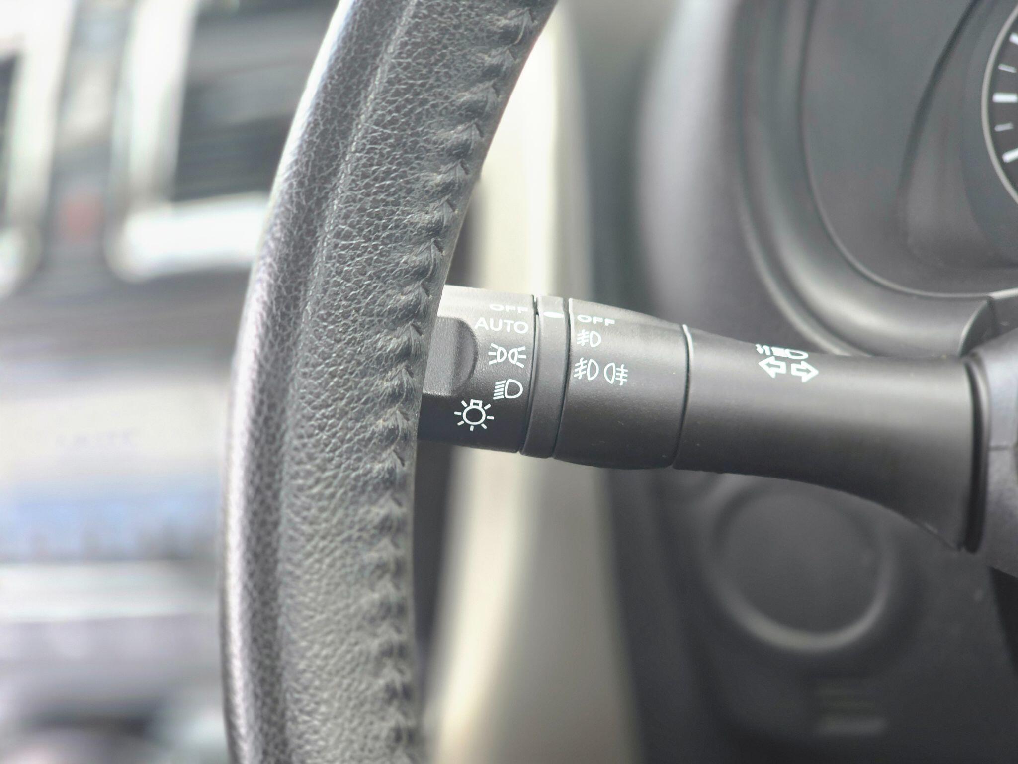 Nissan Micra view 38