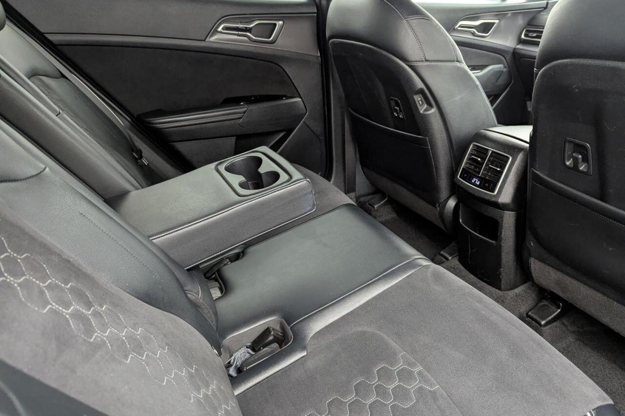 Kia Sportage view 18
