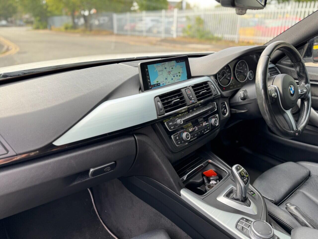 BMW 4 Series view 25