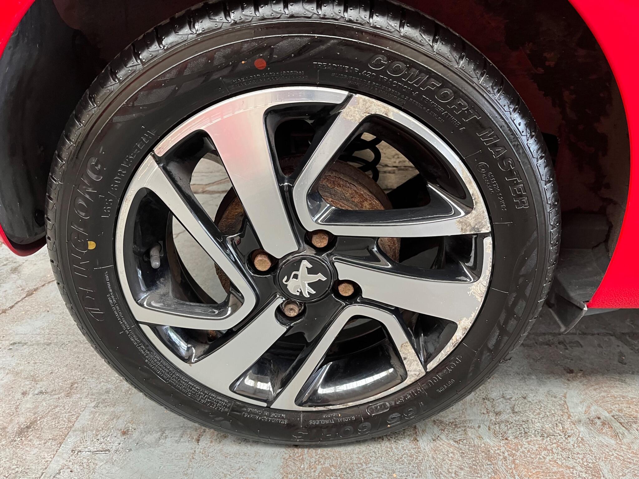 Peugeot 108 view 38