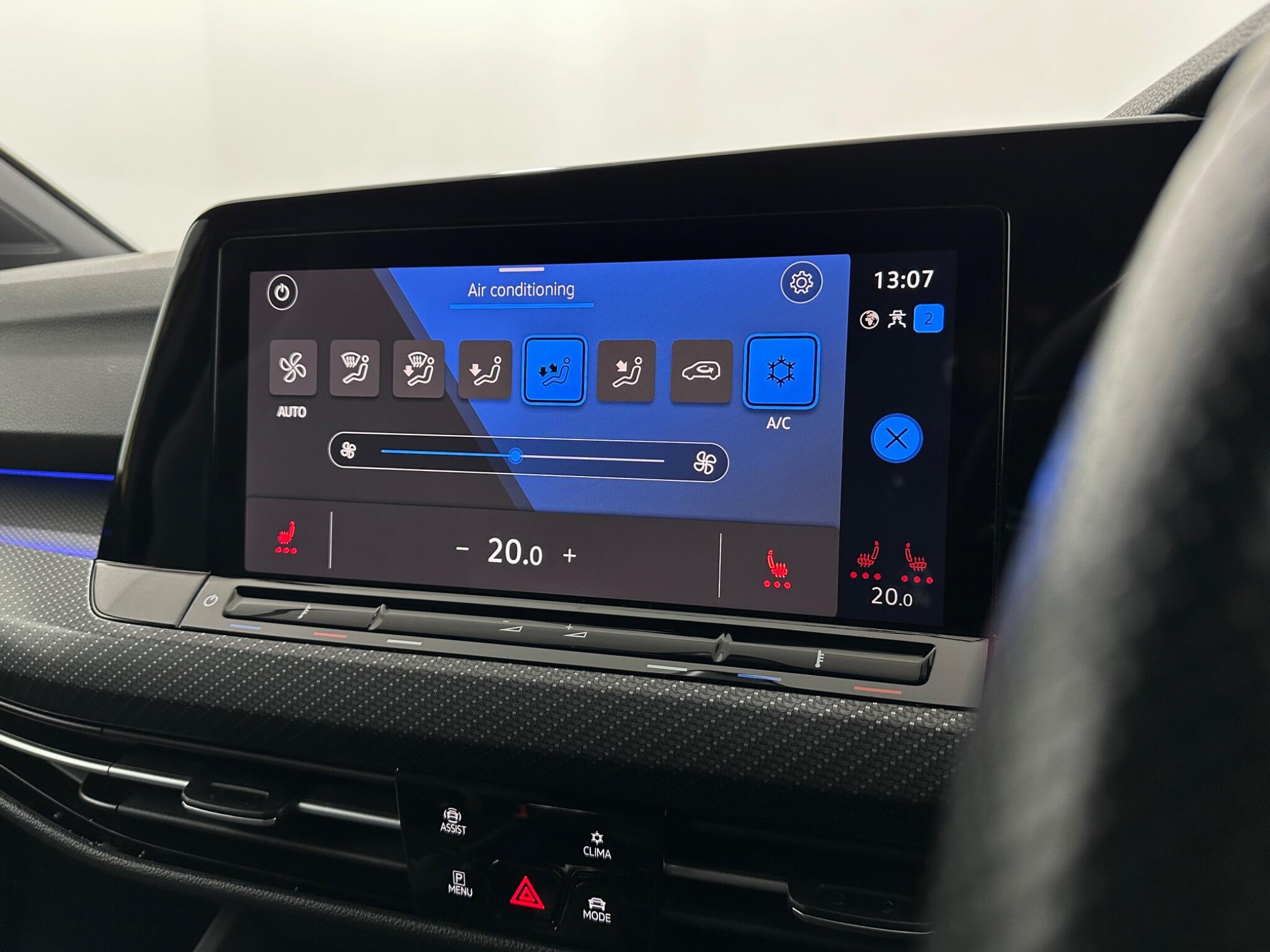 Volkswagen Golf view 26