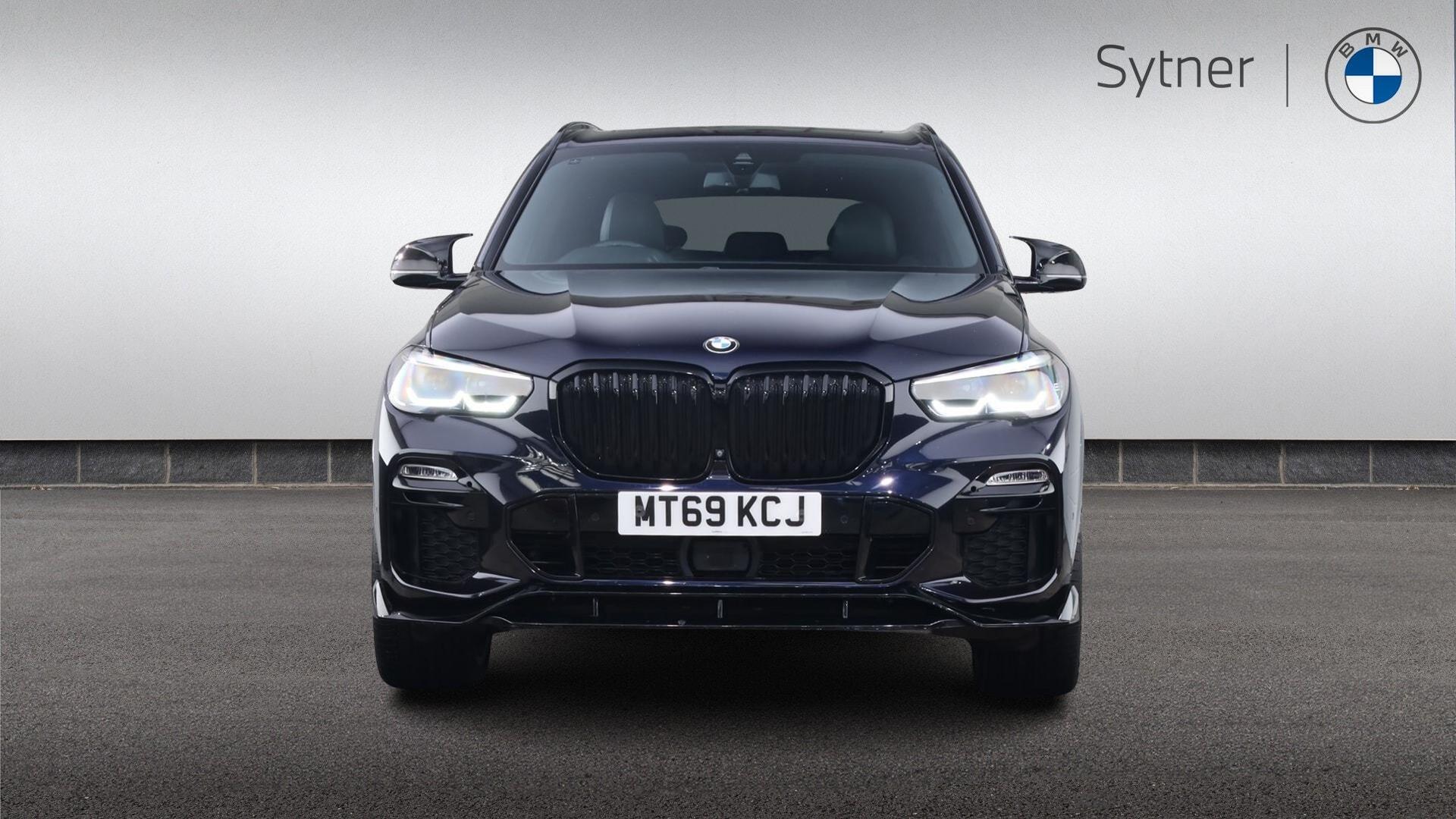 BMW X5 view 16