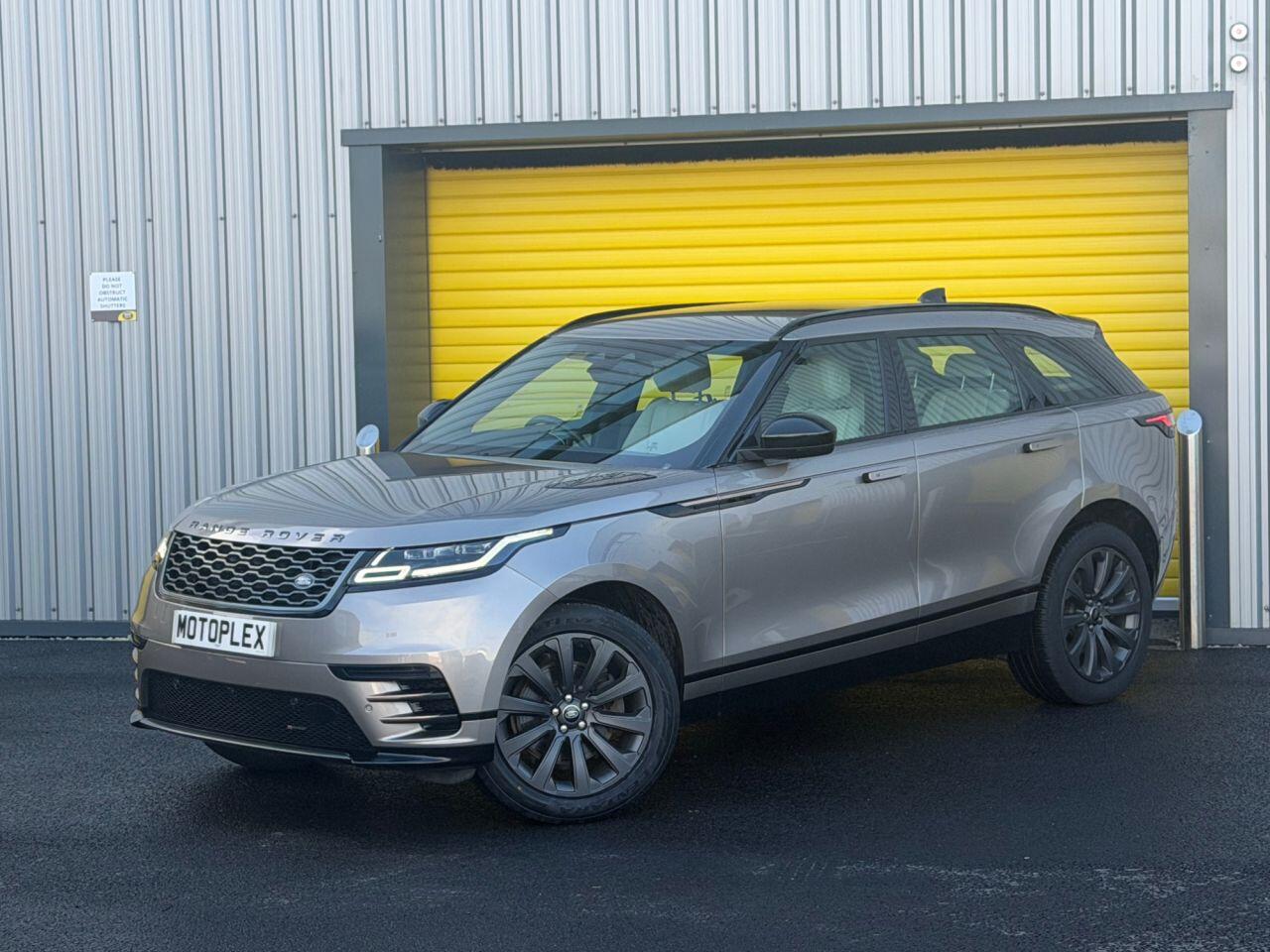 Land Rover Range Rover Velar view 18