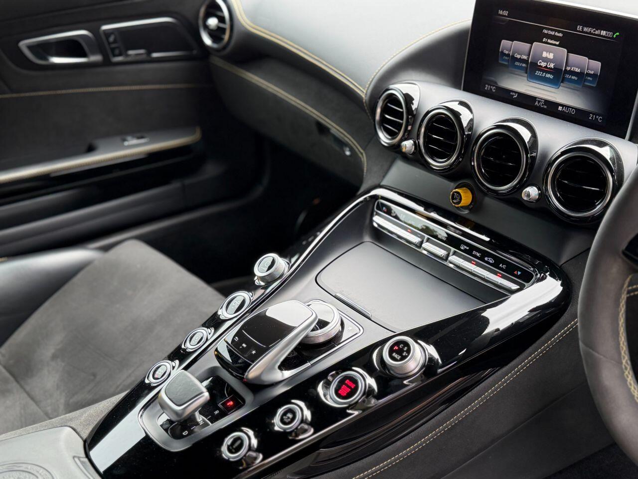Mercedes-Benz Amg GT view 43