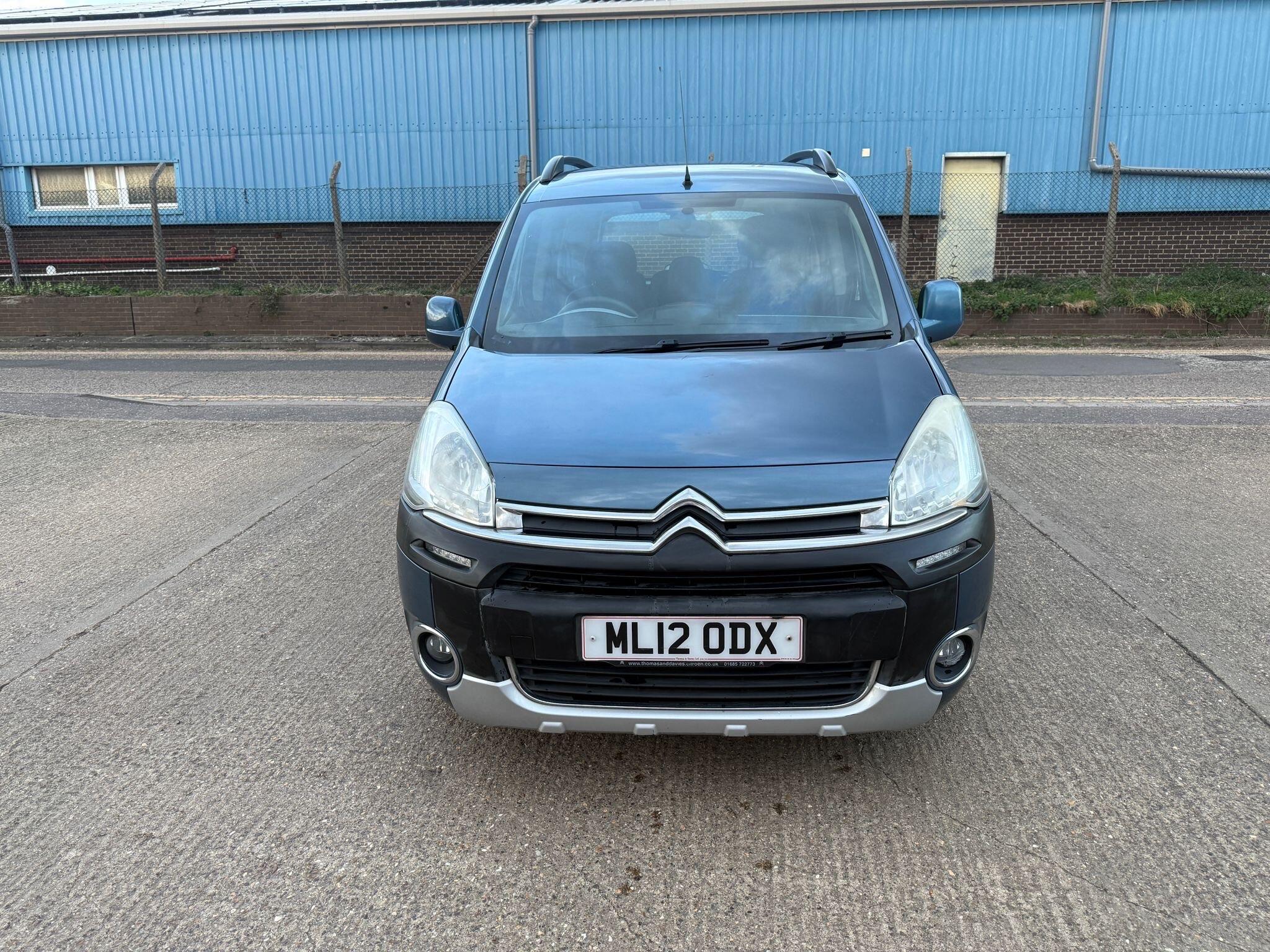 Citroen Berlingo view 5
