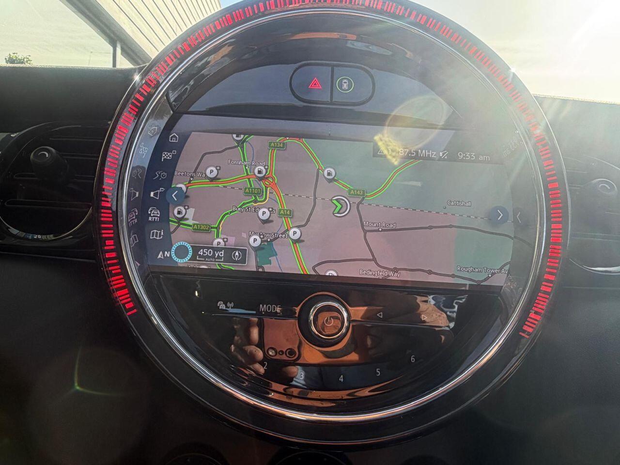 Mini Hatch view 42