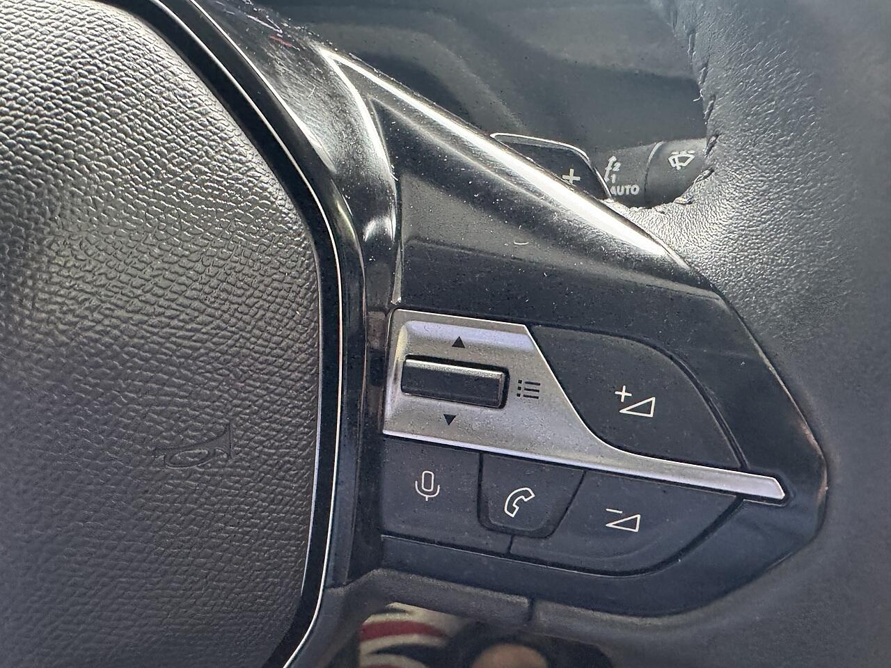 Peugeot 308 SW view 21