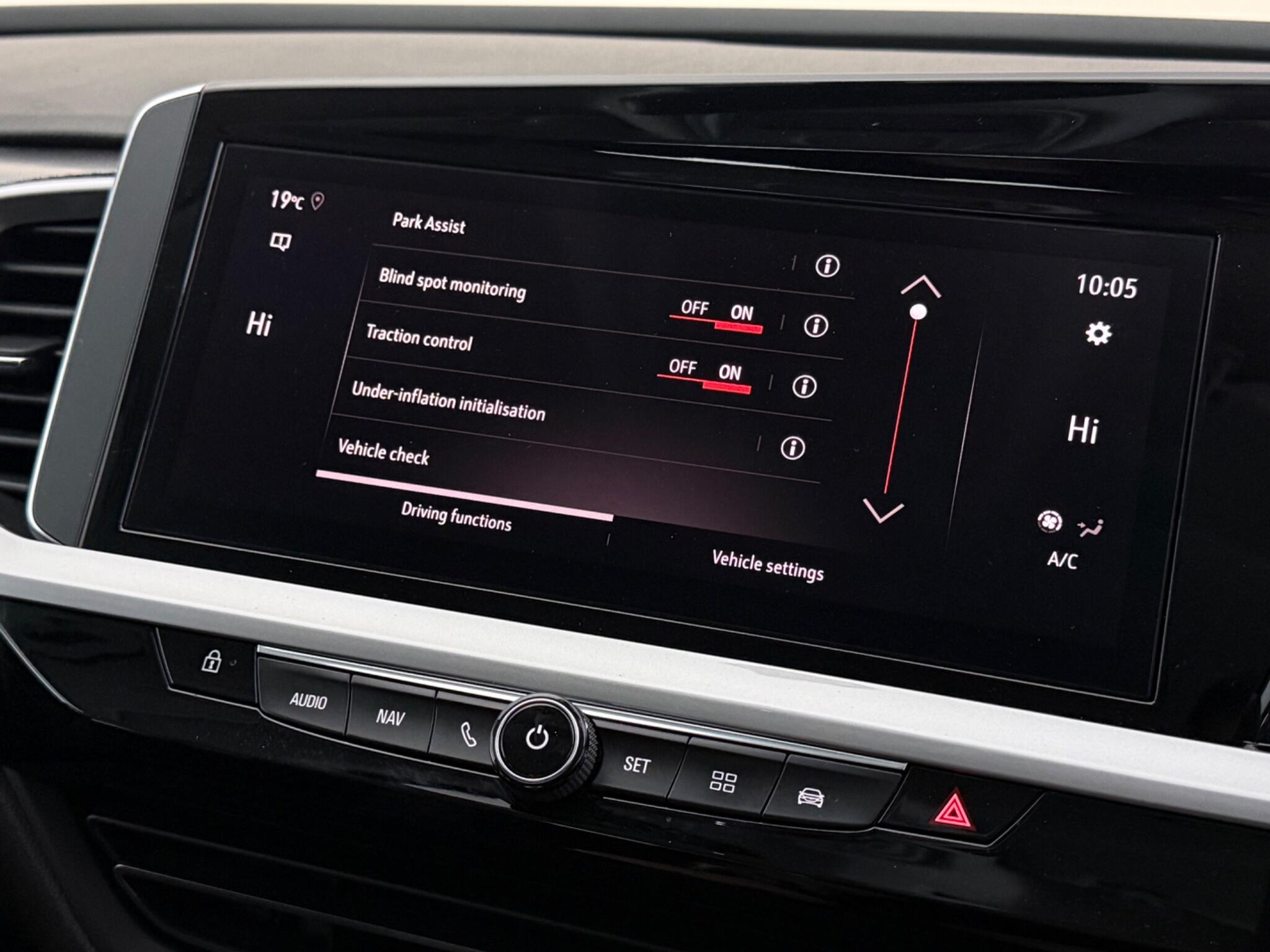 Vauxhall Grandland view 27