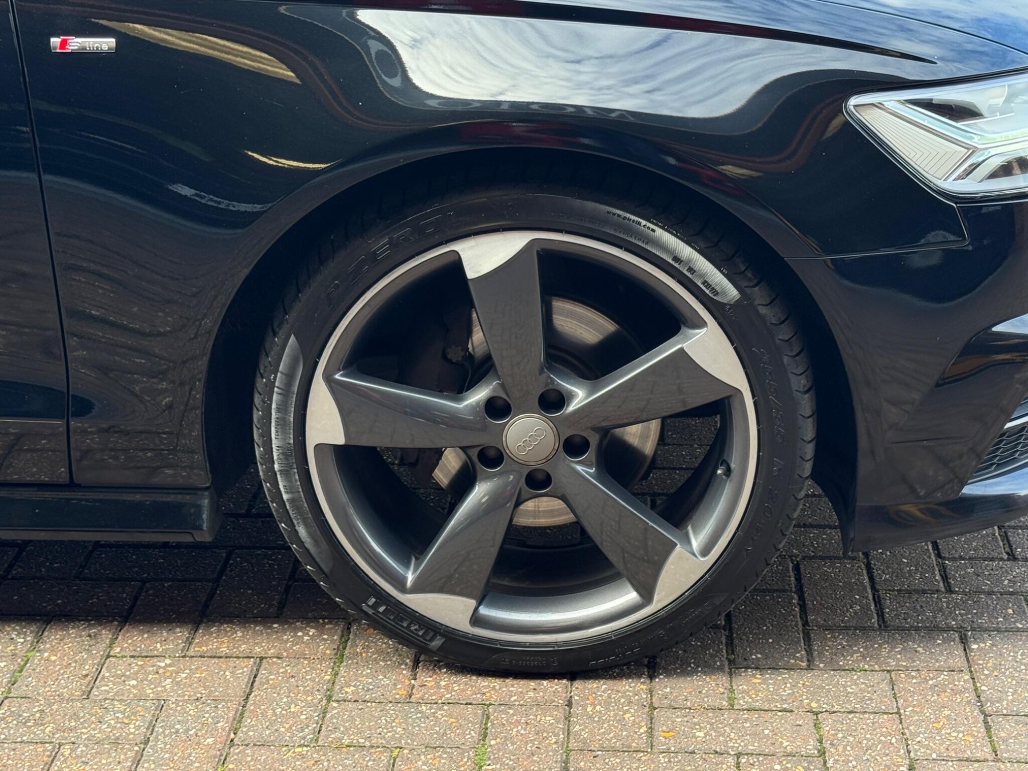 Audi A6 Avant view 32