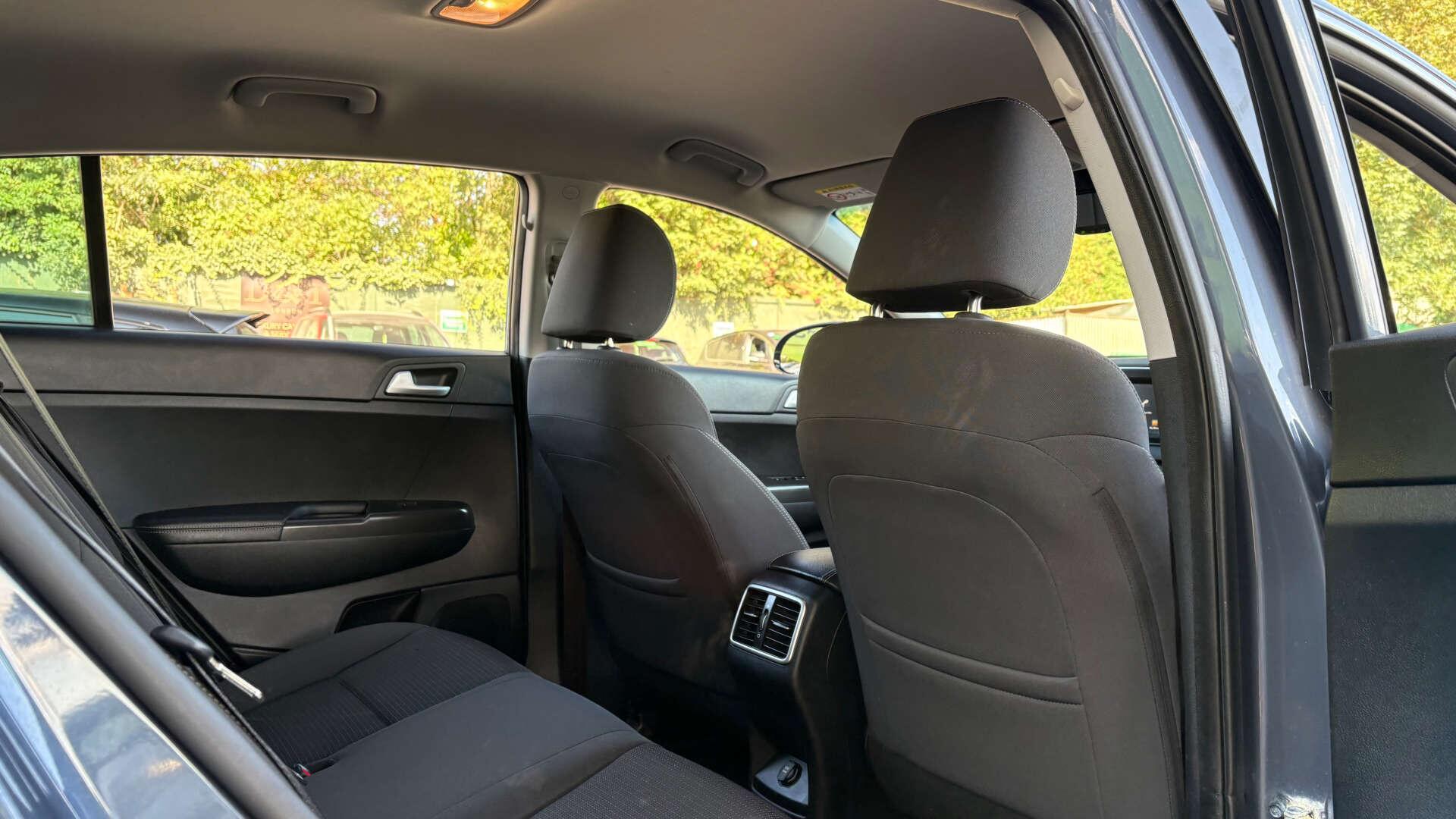 Kia Sportage view 9