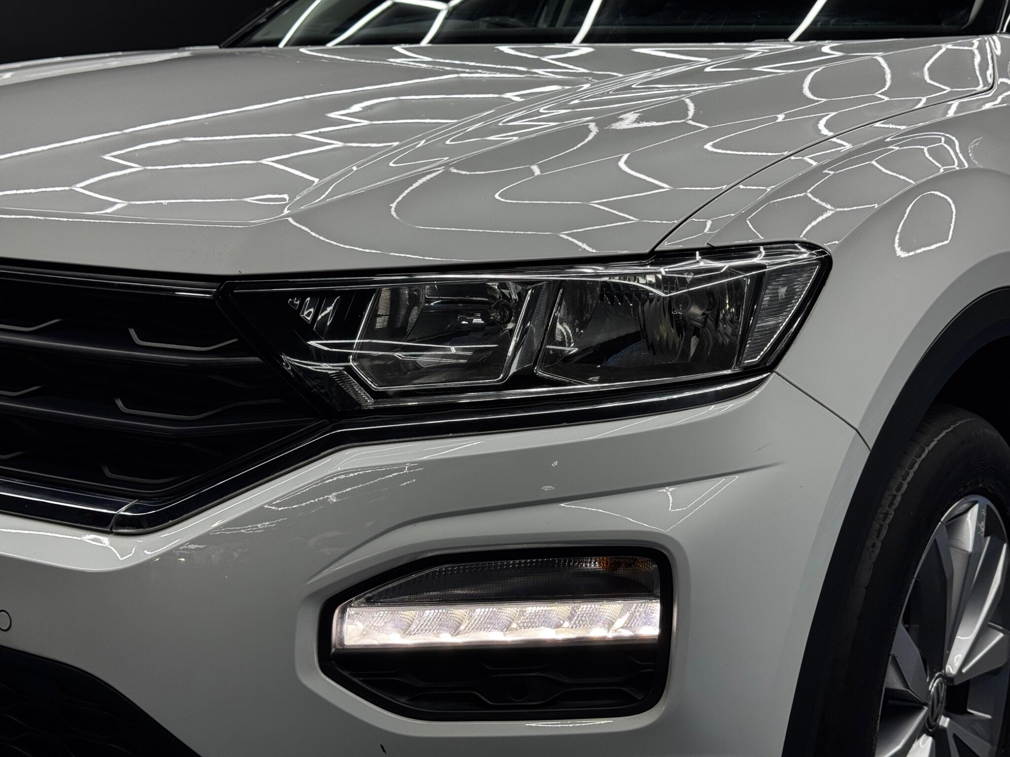 Volkswagen T-Roc view 44