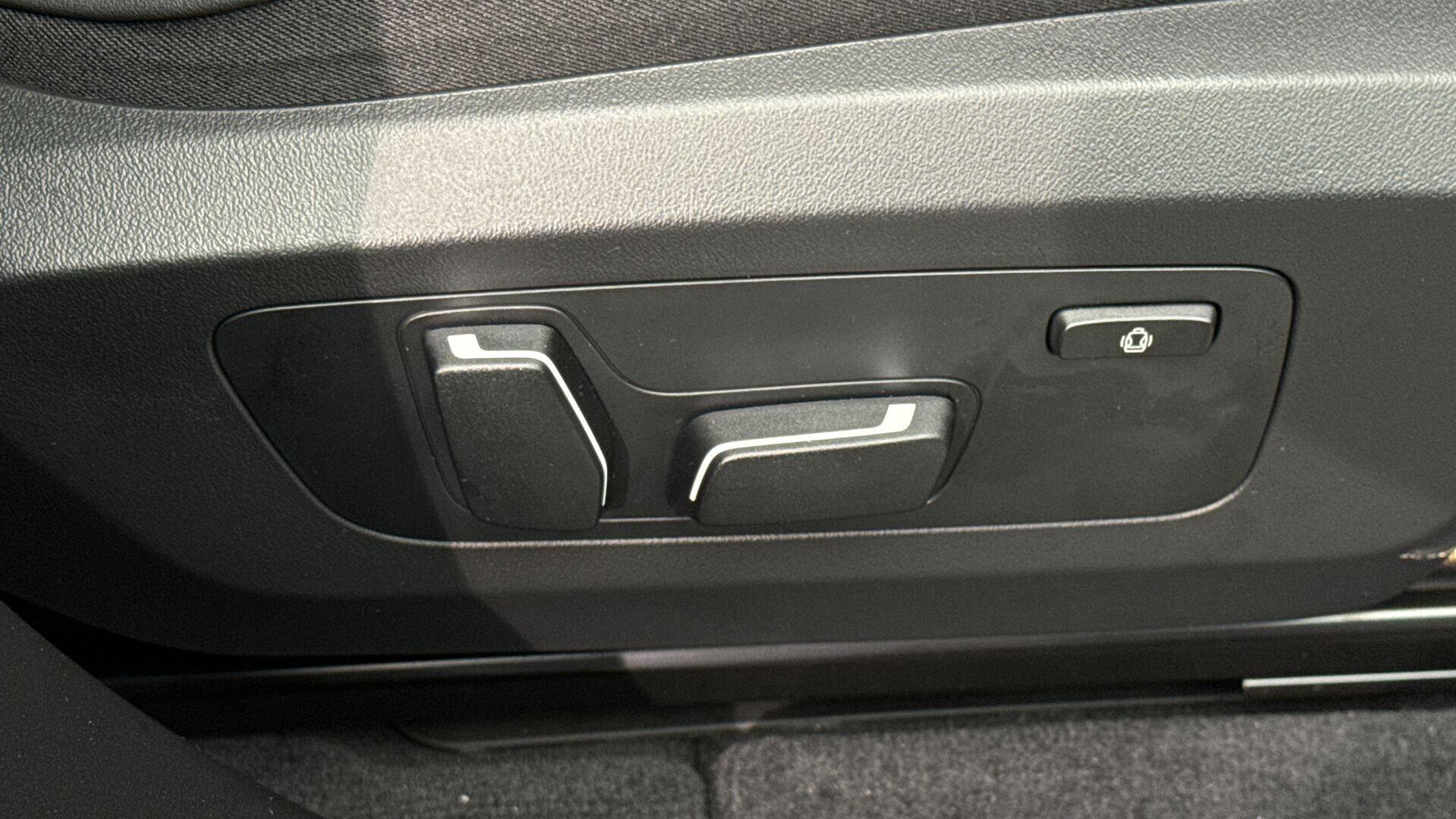 BMW X3 view 32