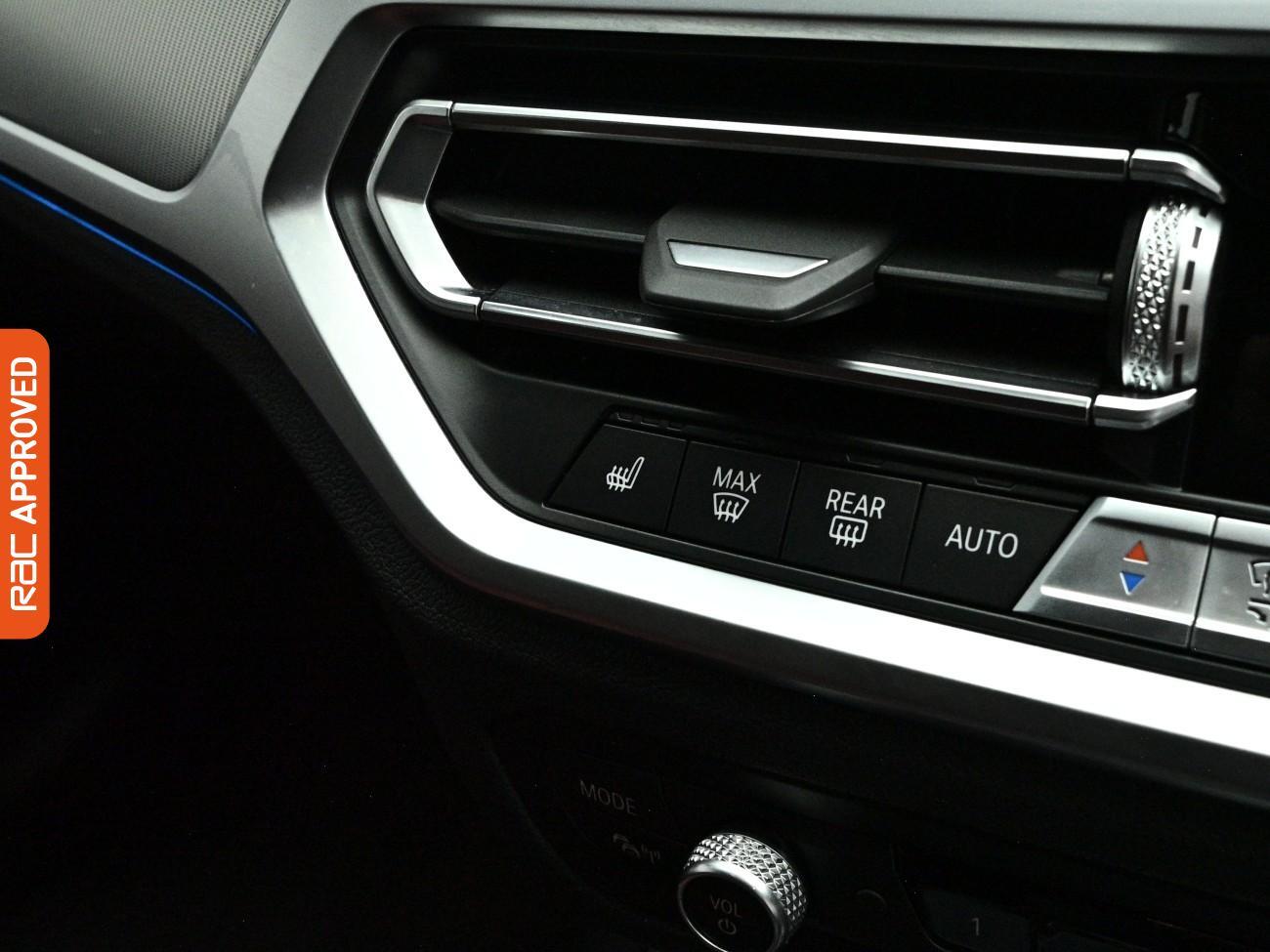 BMW 3 Series view 19