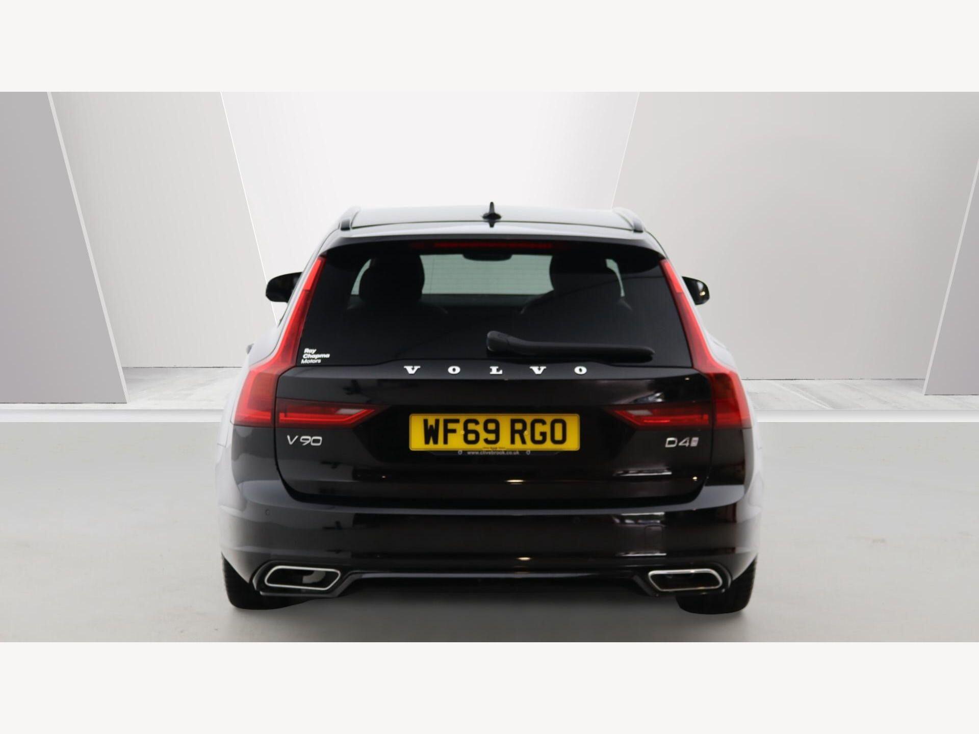 Volvo V90 view 10