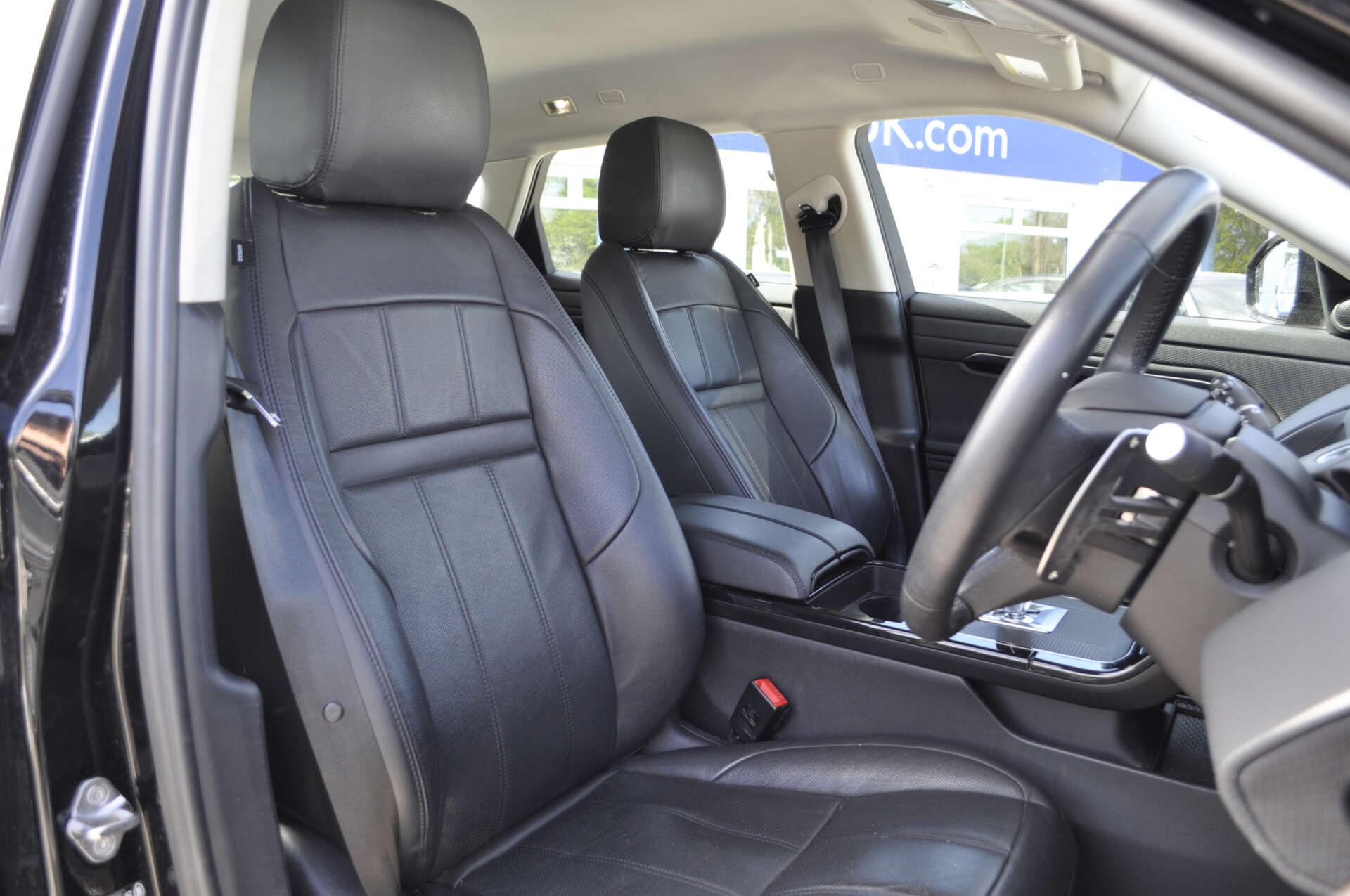 Land Rover Range Rover Evoque view 10