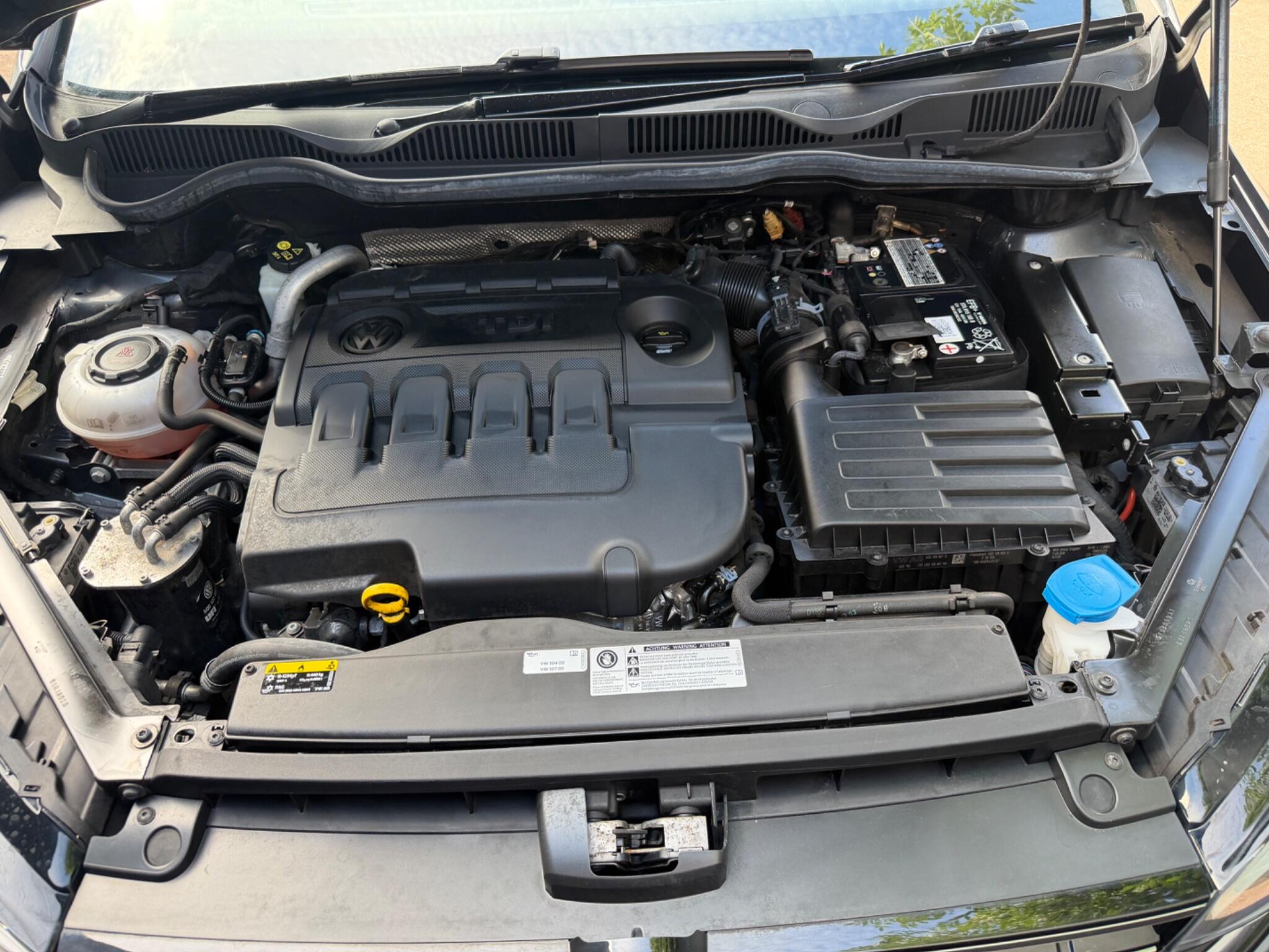Volkswagen Golf Sportsvan view 16