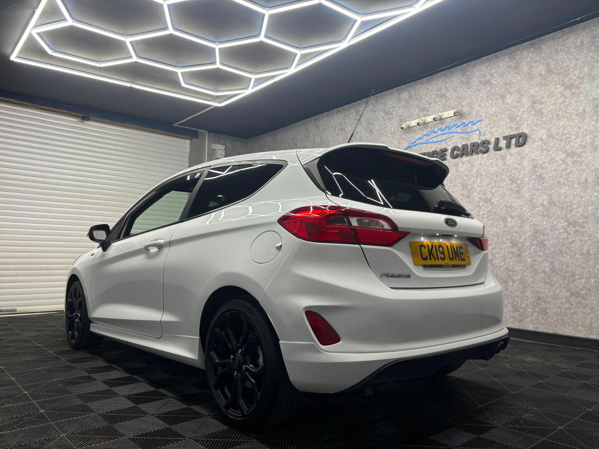 Ford Fiesta view 5