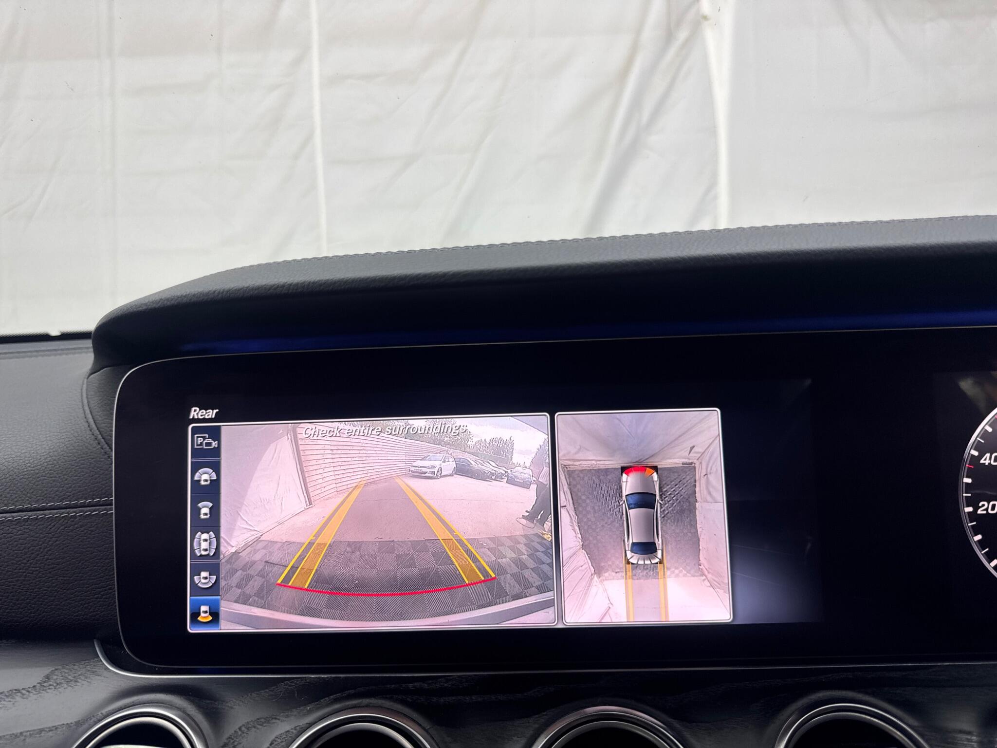 Mercedes-Benz E Class view 41