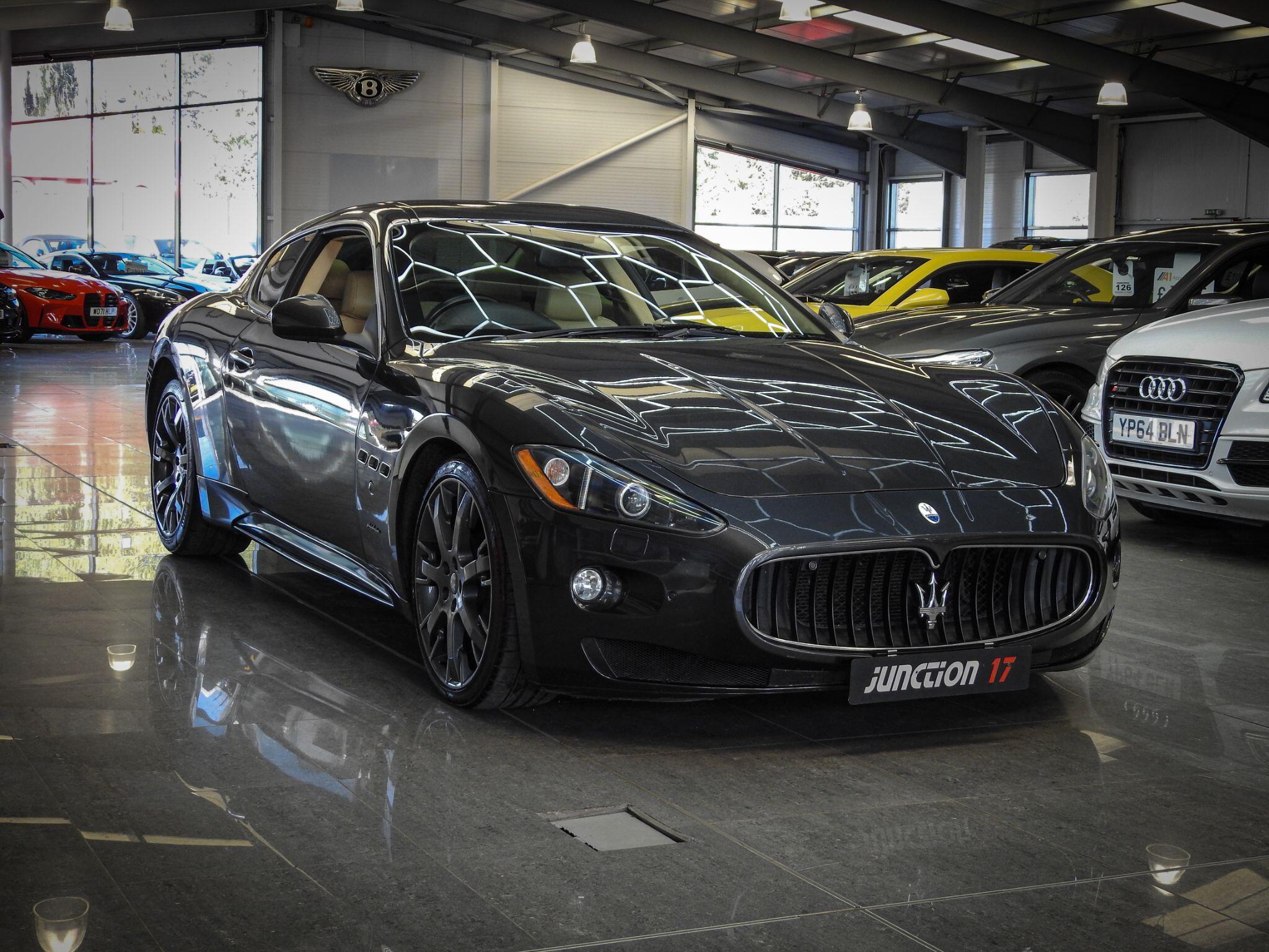 Maserati Granturismo view 6