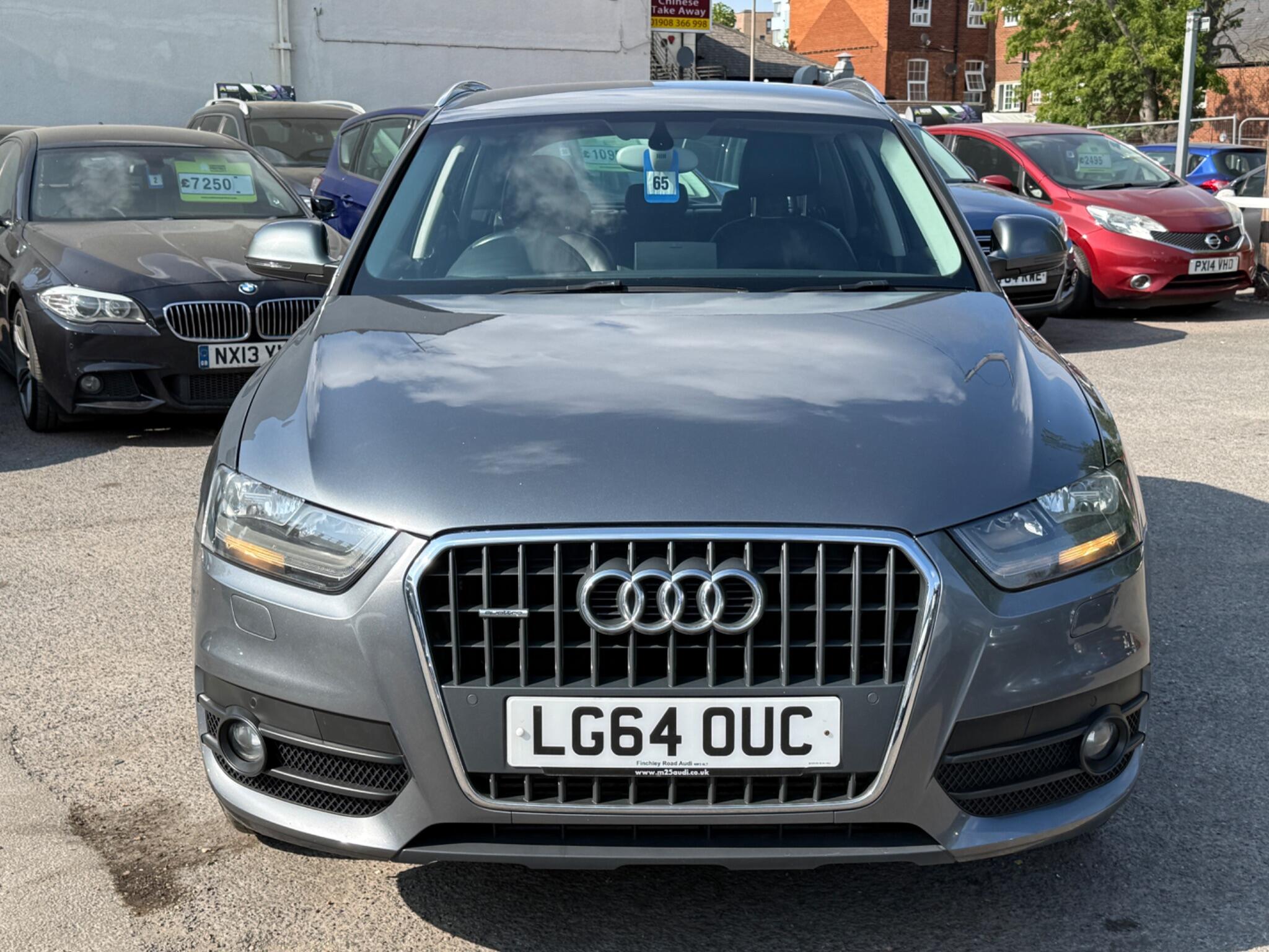 Audi Q3 - Image 6