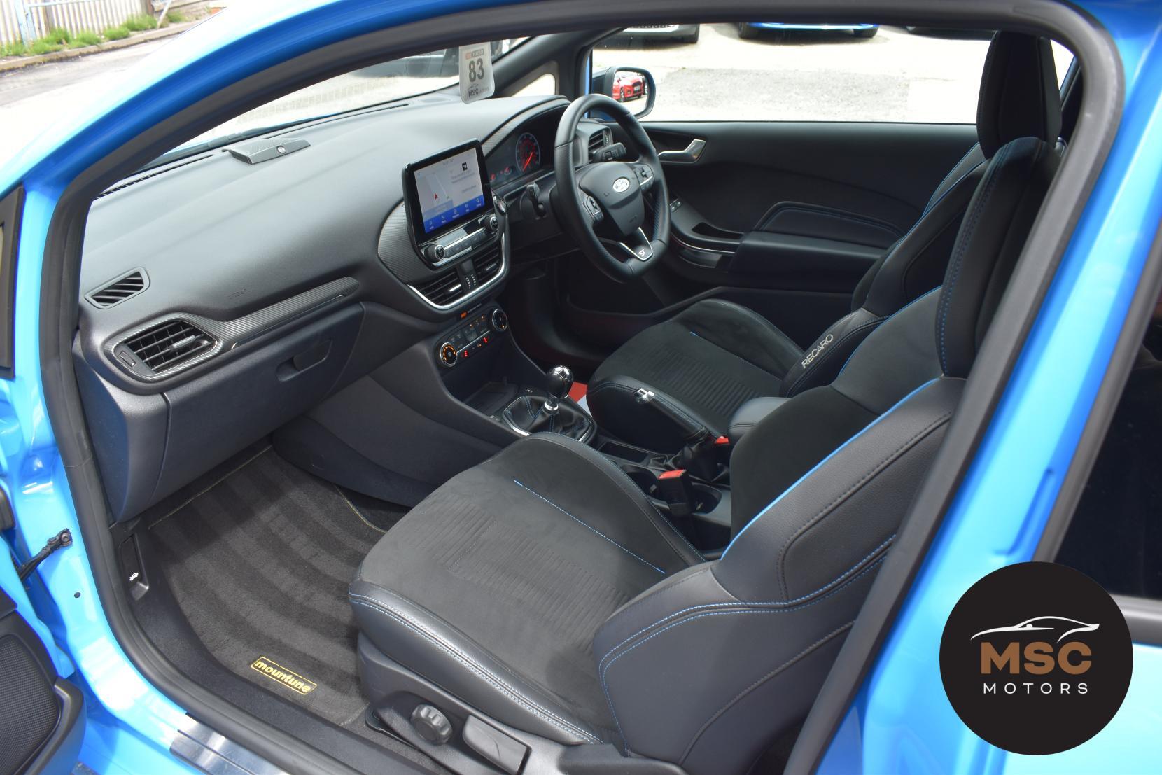 Ford Fiesta view 41