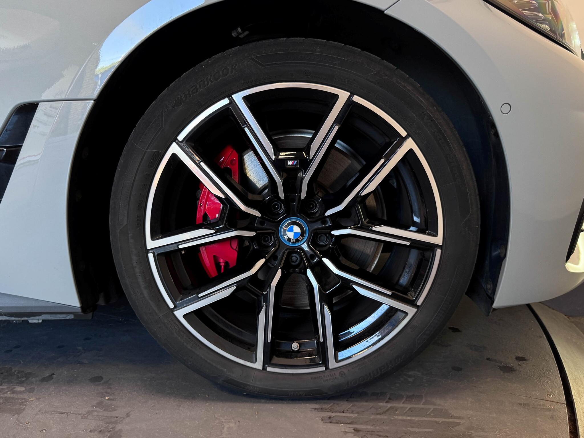 BMW I4 view 71