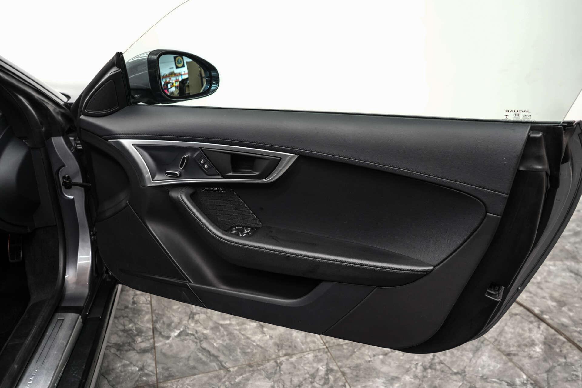 Jaguar F-Type view 20