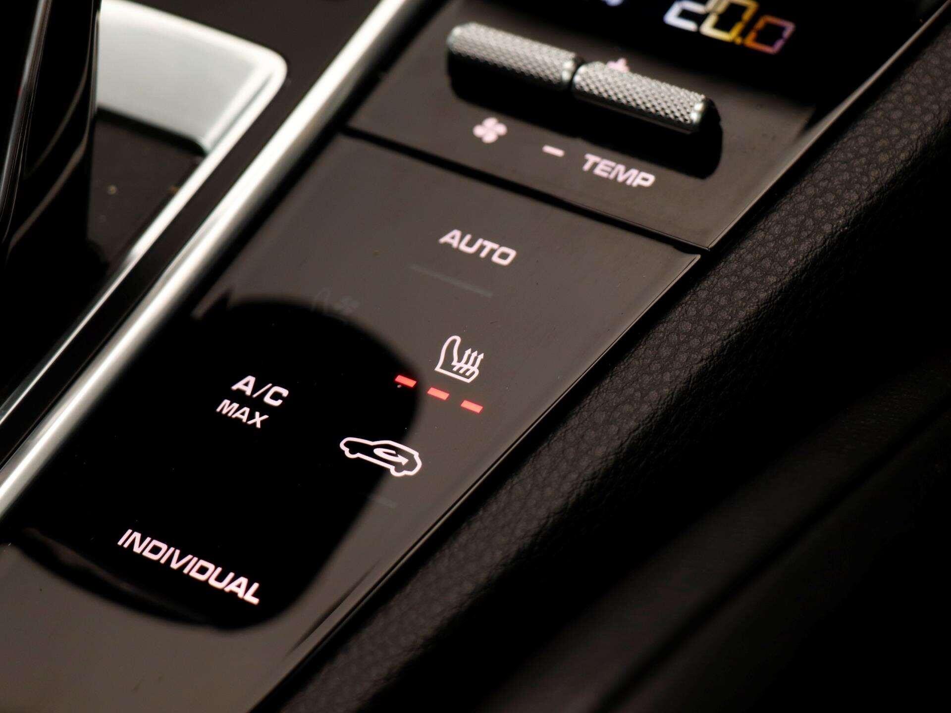 Porsche Cayenne view 17