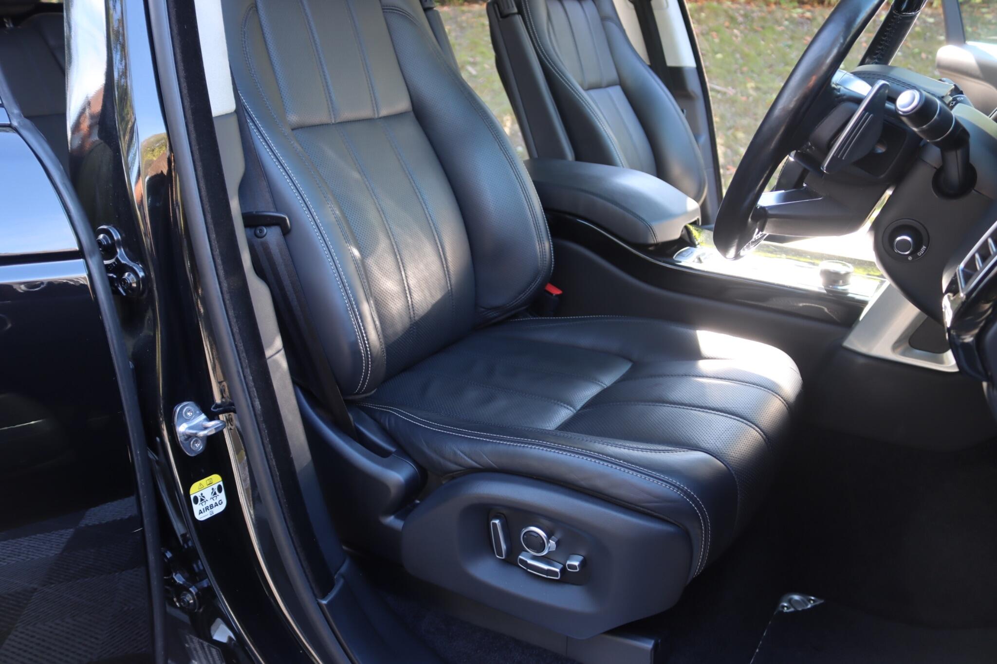 Land Rover Range Rover view 43