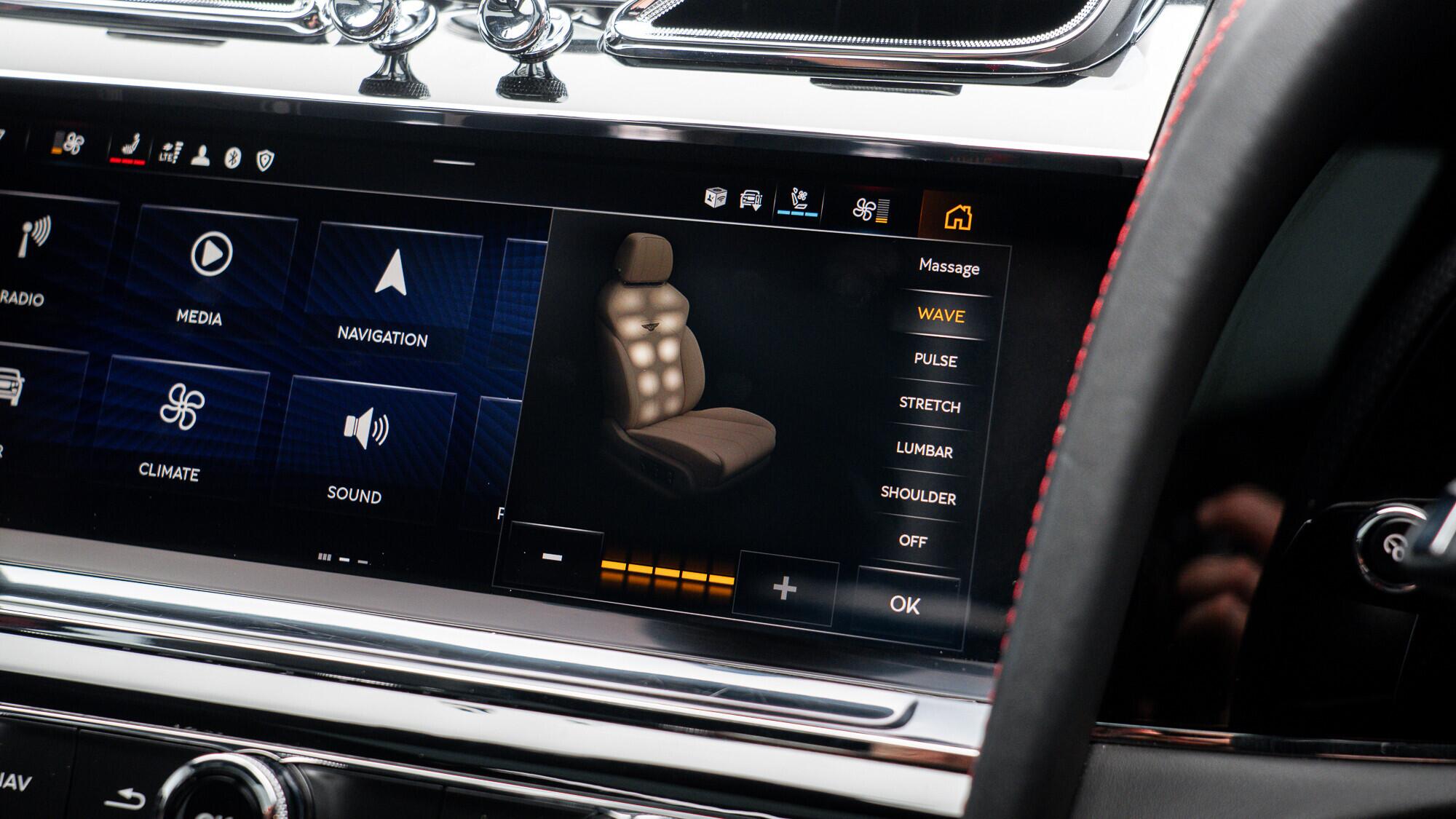 Bentley Bentayga view 44