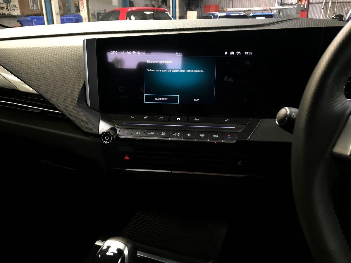 Vauxhall Astra view 13