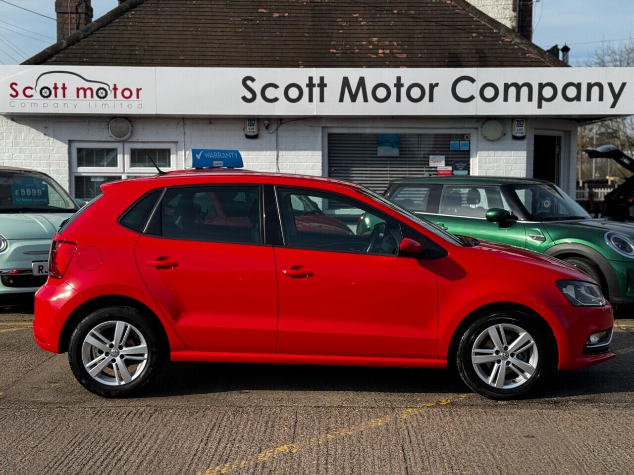 Volkswagen Polo view 10