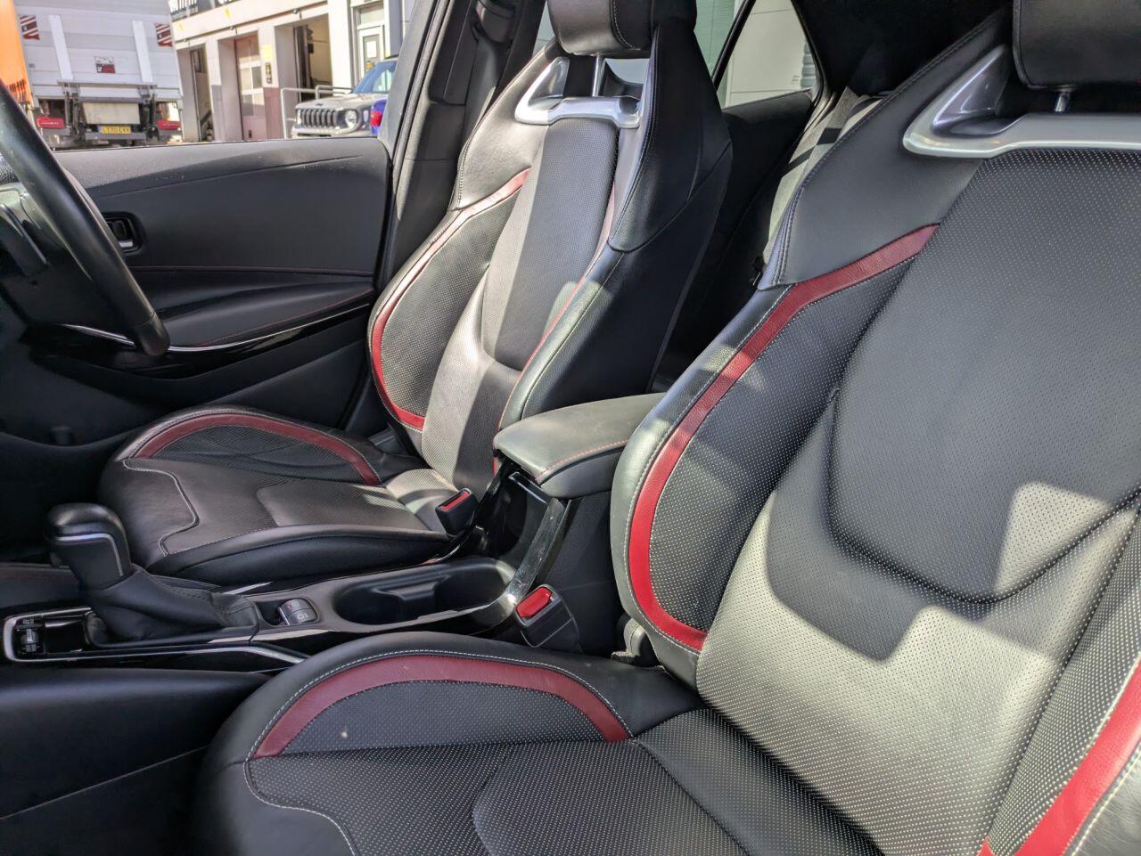 Toyota Corolla view 10