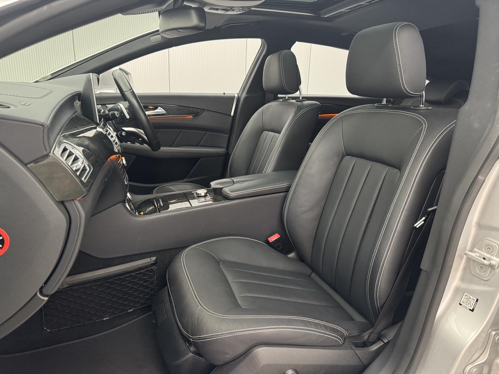 Mercedes-Benz CLS view 59