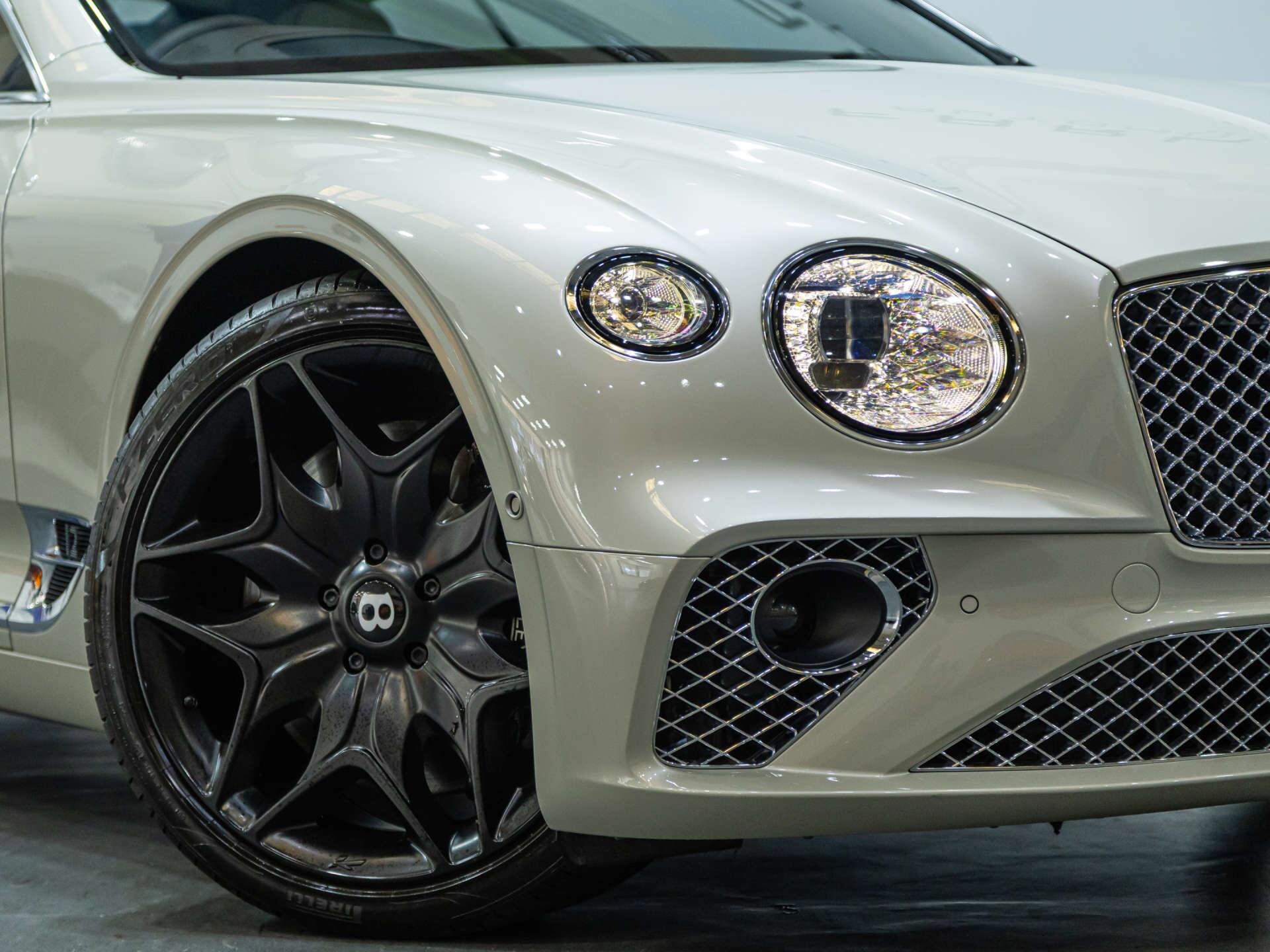 Bentley Continental view 11