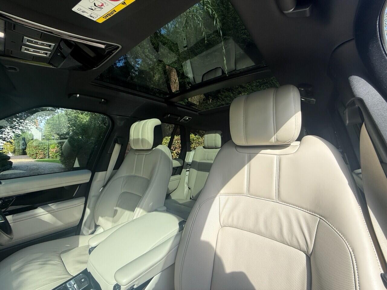 Land Rover Range Rover view 12