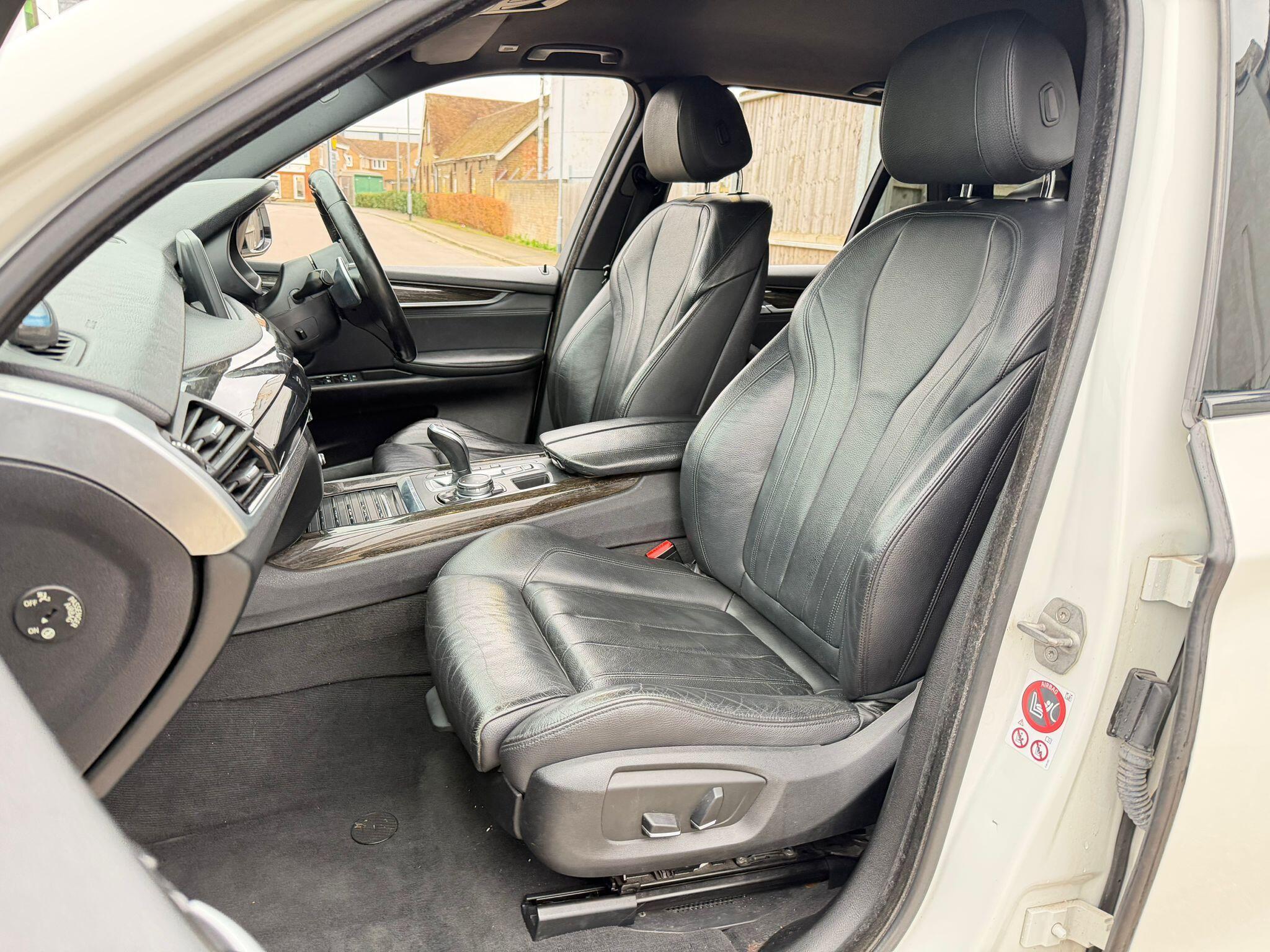 BMW X5 view 33