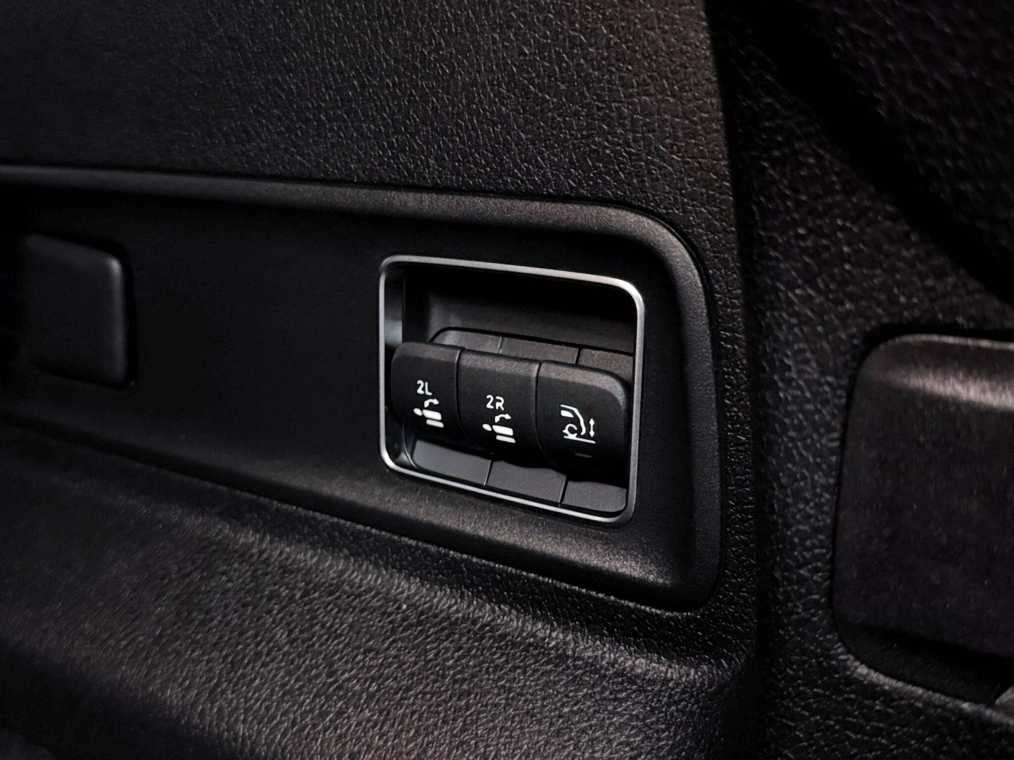Mercedes-Benz Gle view 11