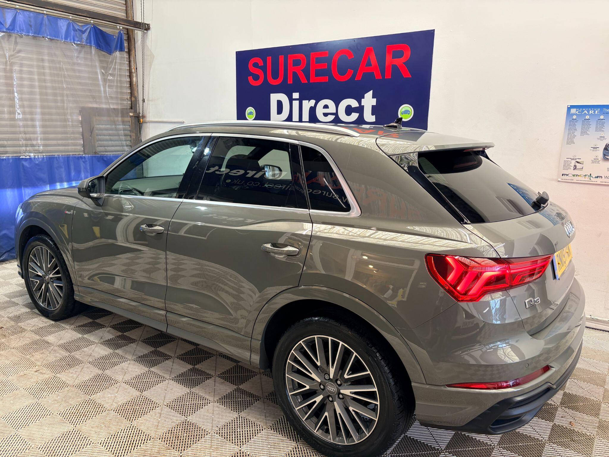 Audi Q3 view 4
